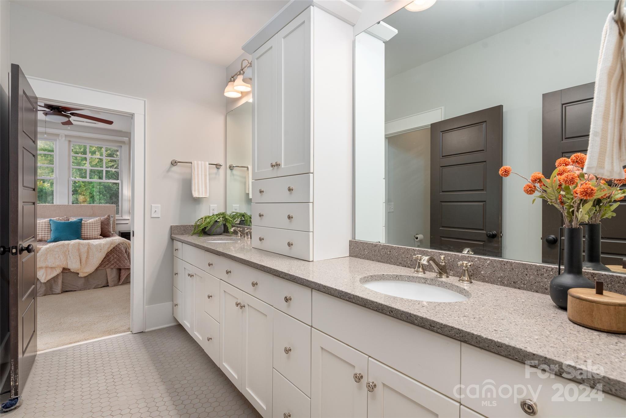 532 Hillside Avenue