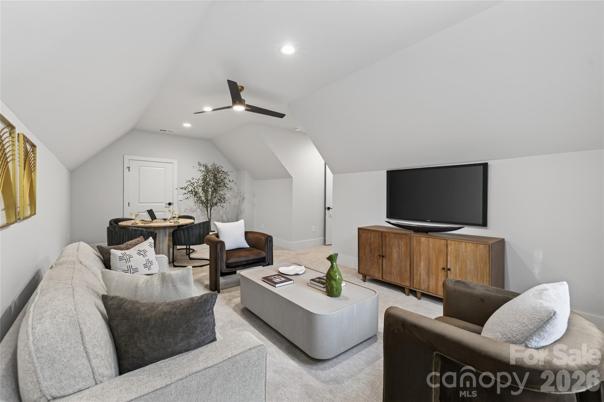 3119 Shenandoah Avenue