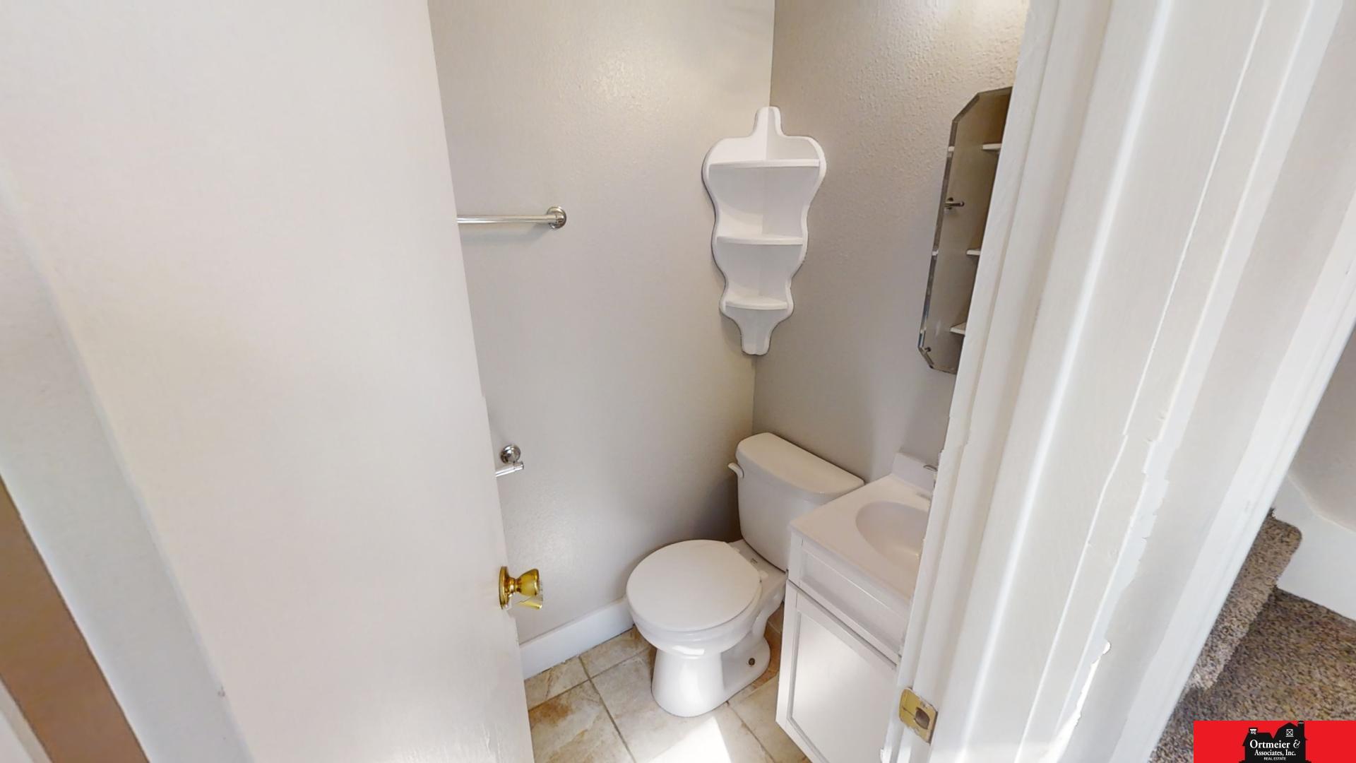 208 N Lincoln Street