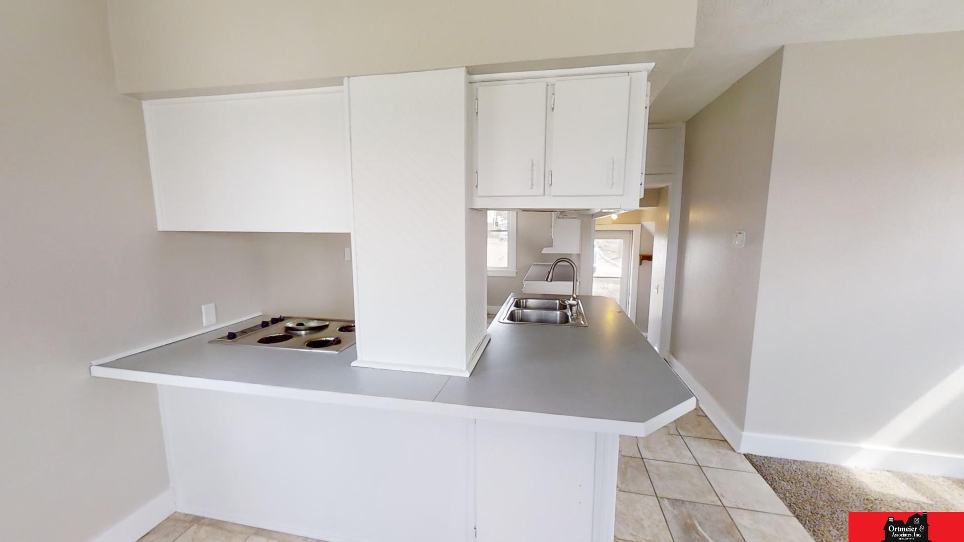 208 N Lincoln Street