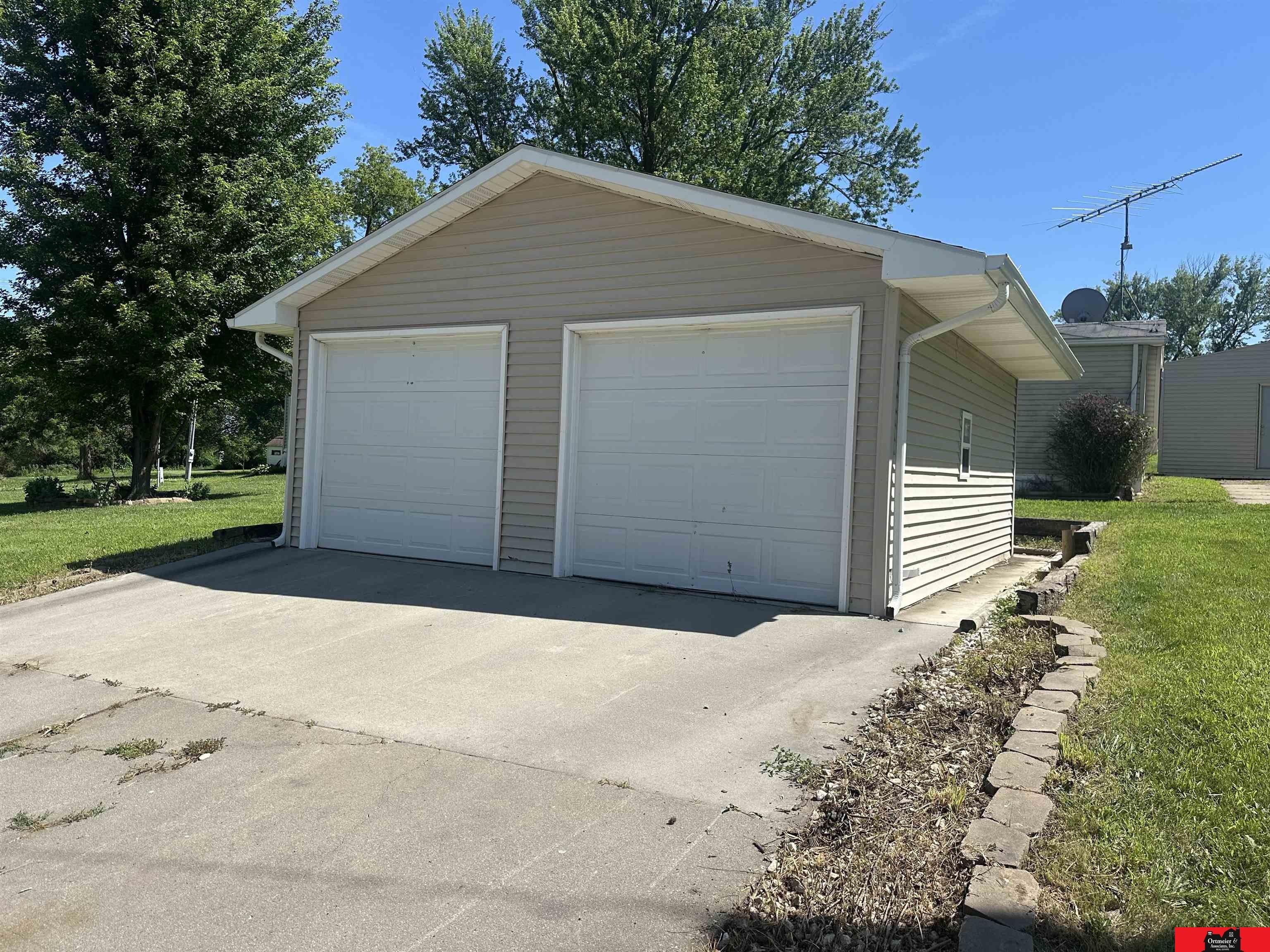 210 Maple Avenue