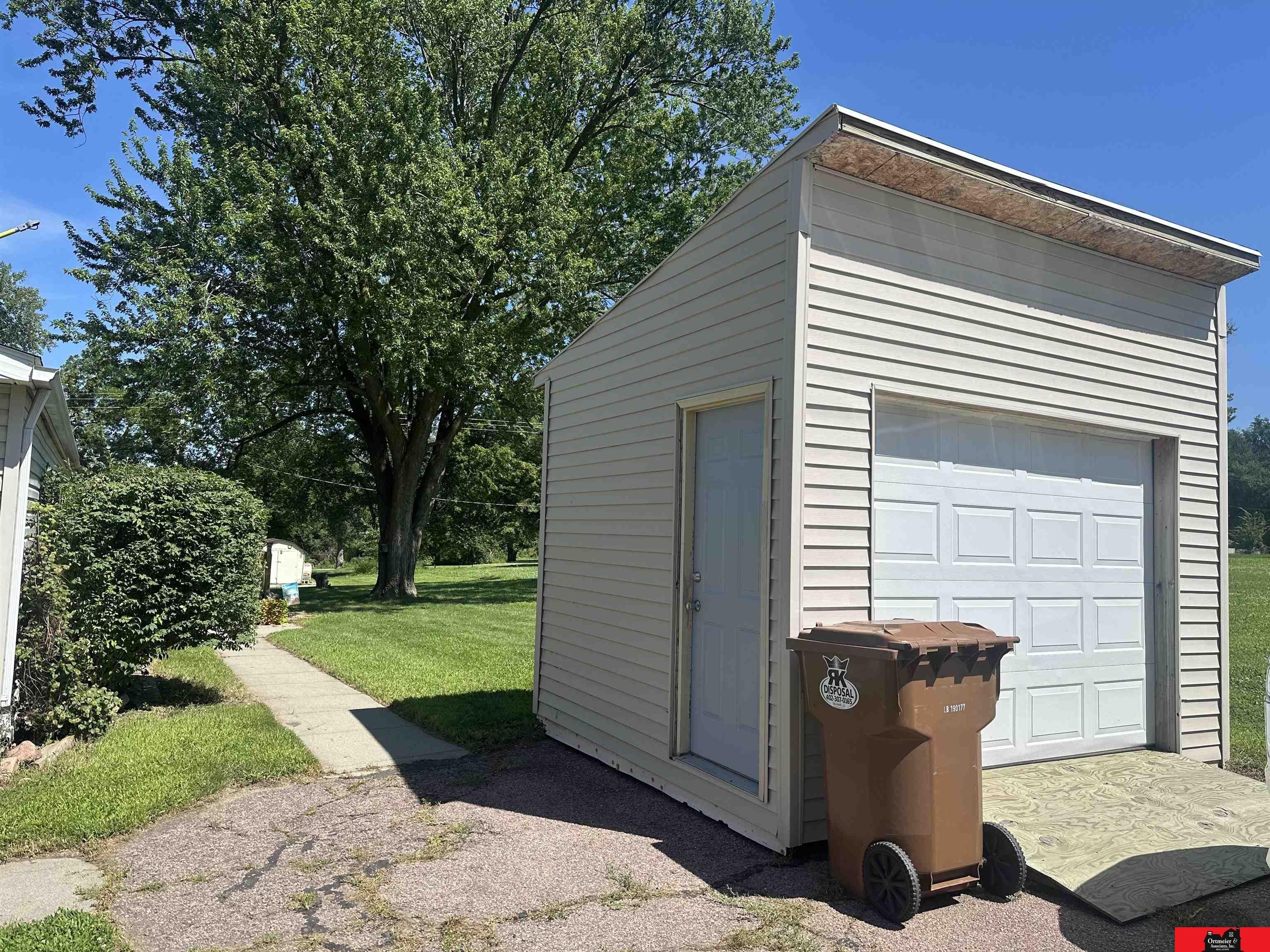 210 Maple Avenue