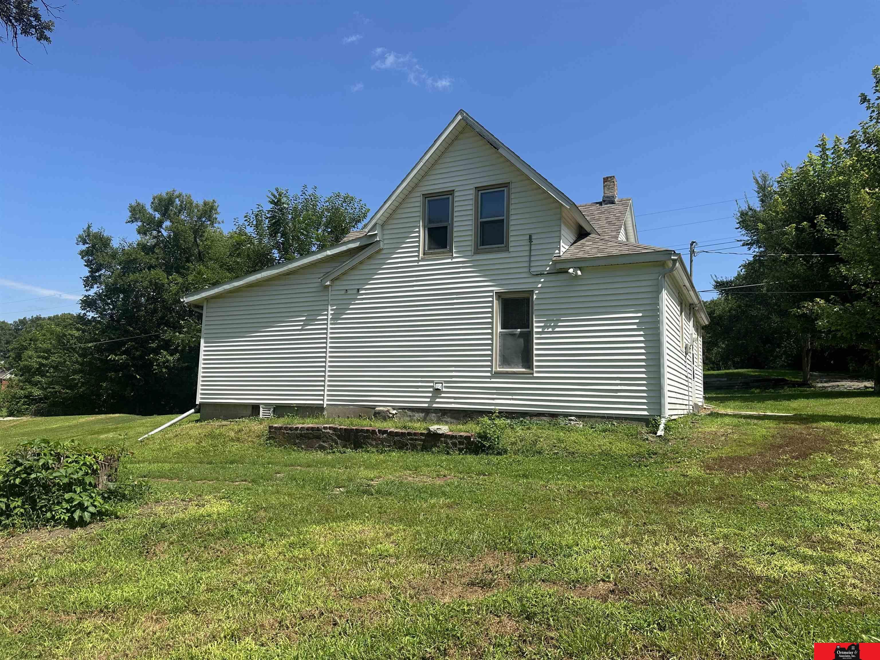 212 S Oakland Avenue