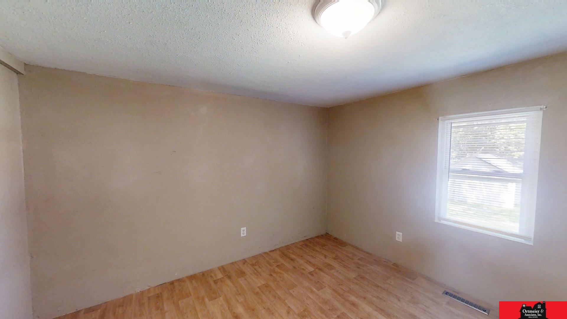 212 S Oakland Avenue