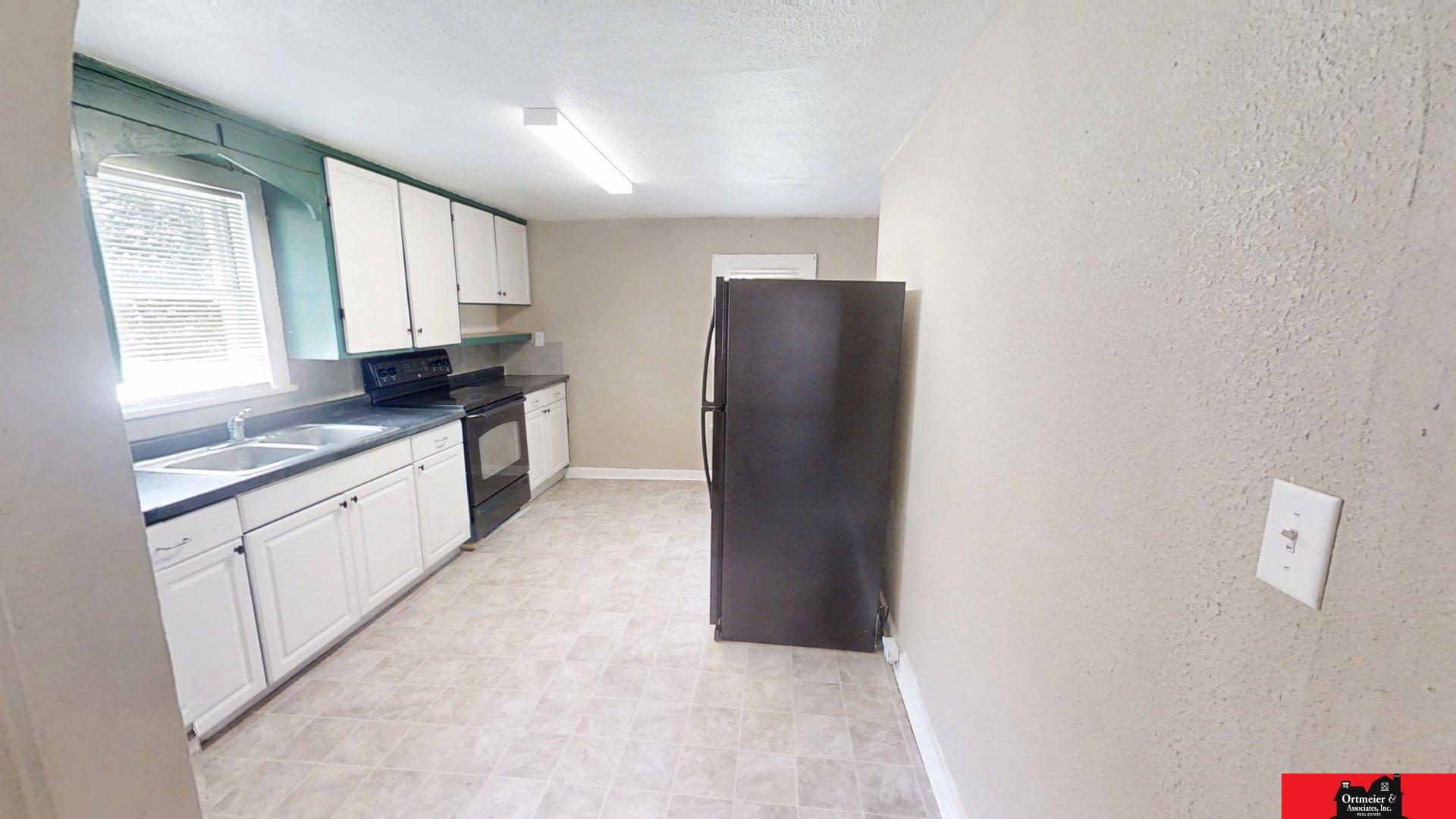 212 S Oakland Avenue