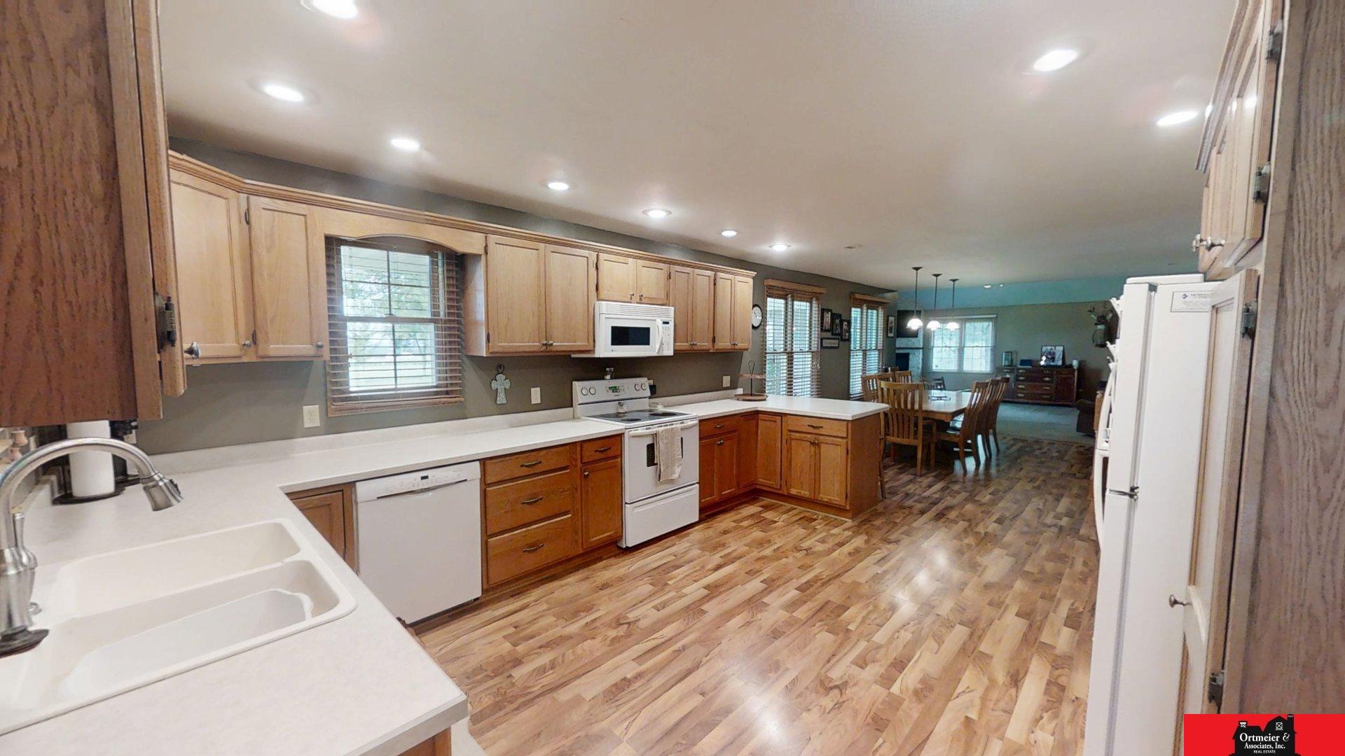 584 18th Road