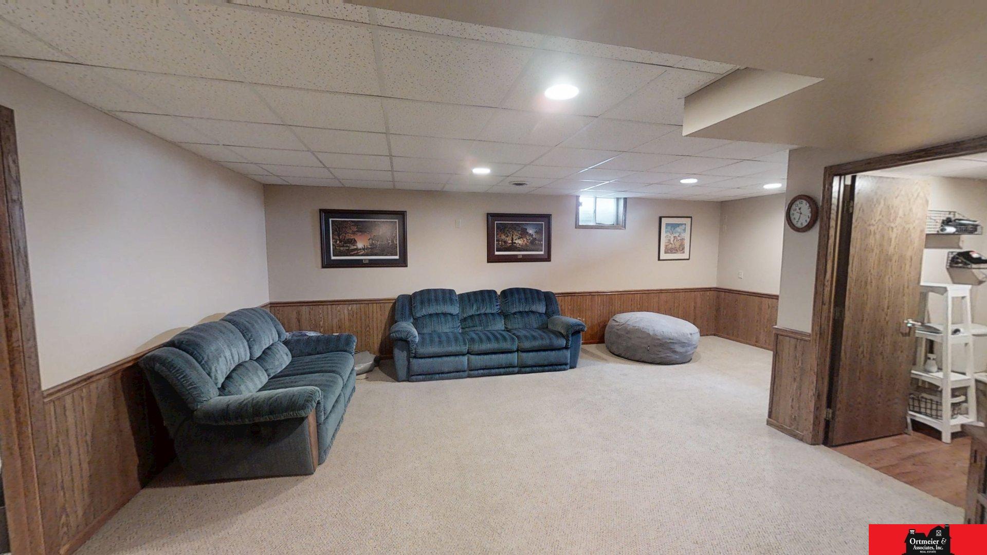 584 18th Road