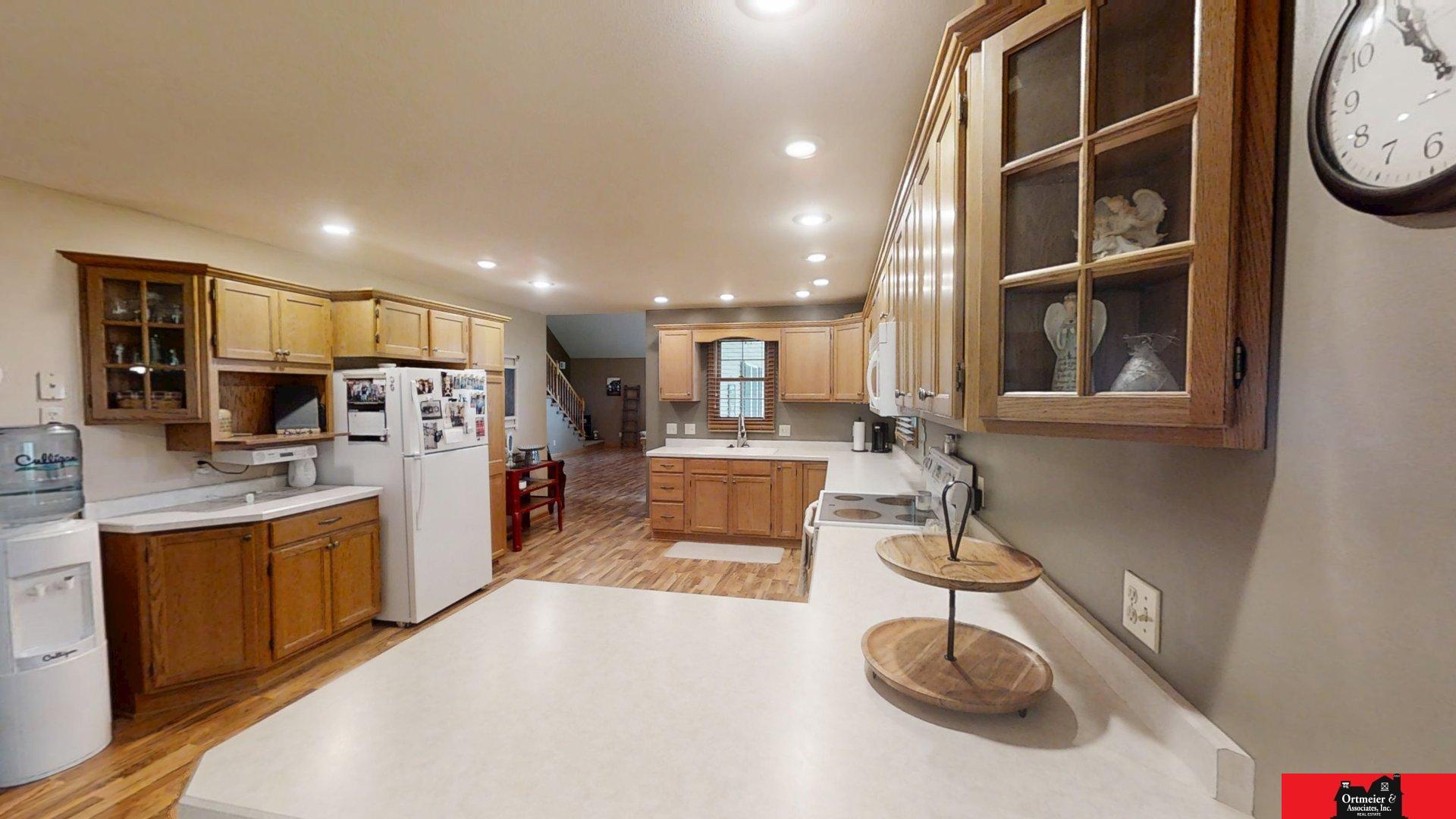 584 18th Road