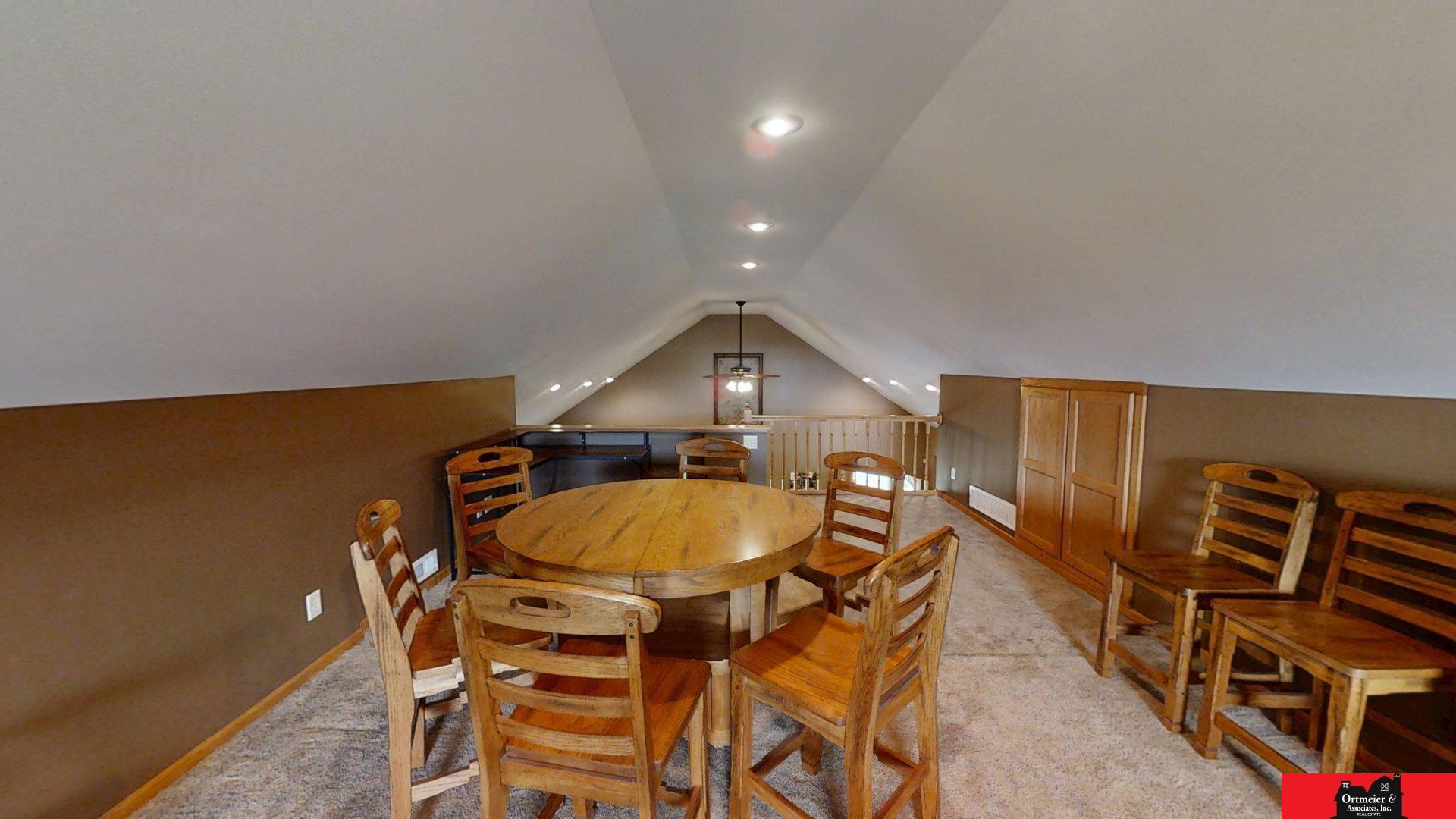 584 18th Road