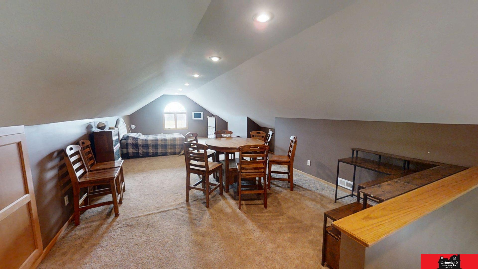 584 18th Road