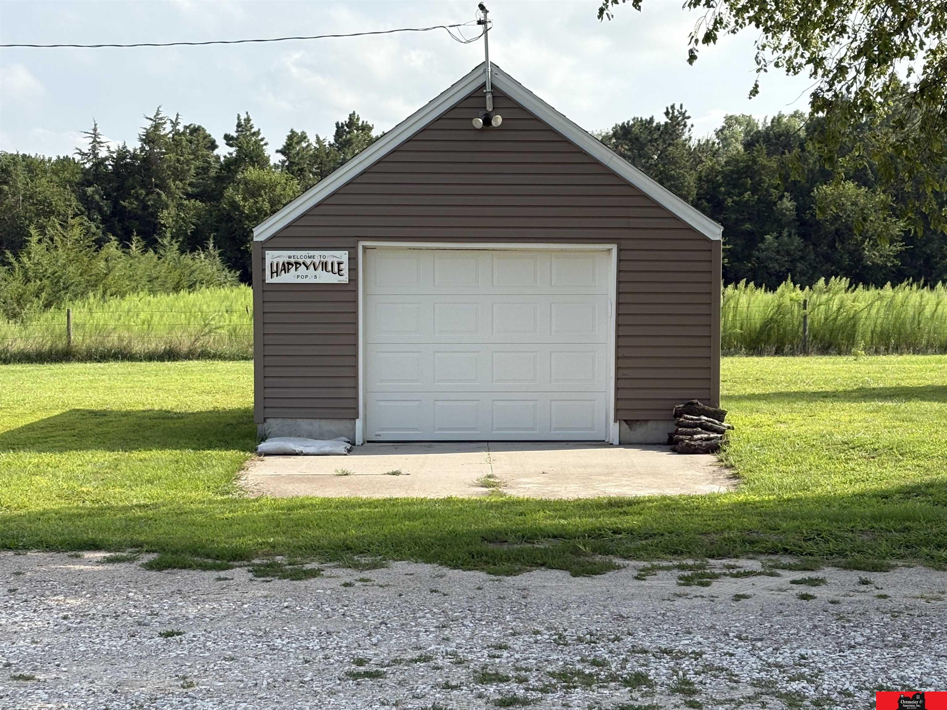 584 18th Road