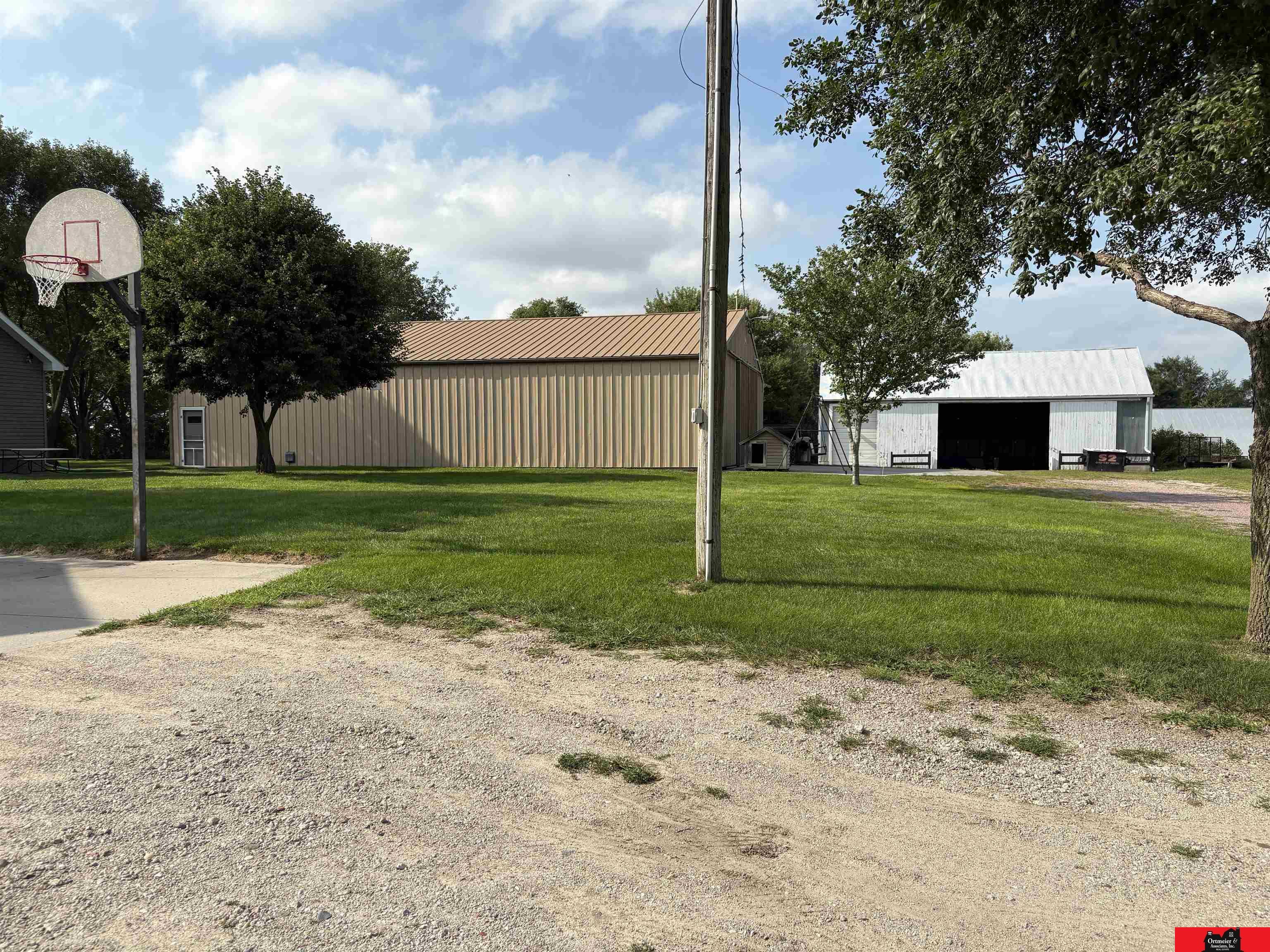 584 18th Road
