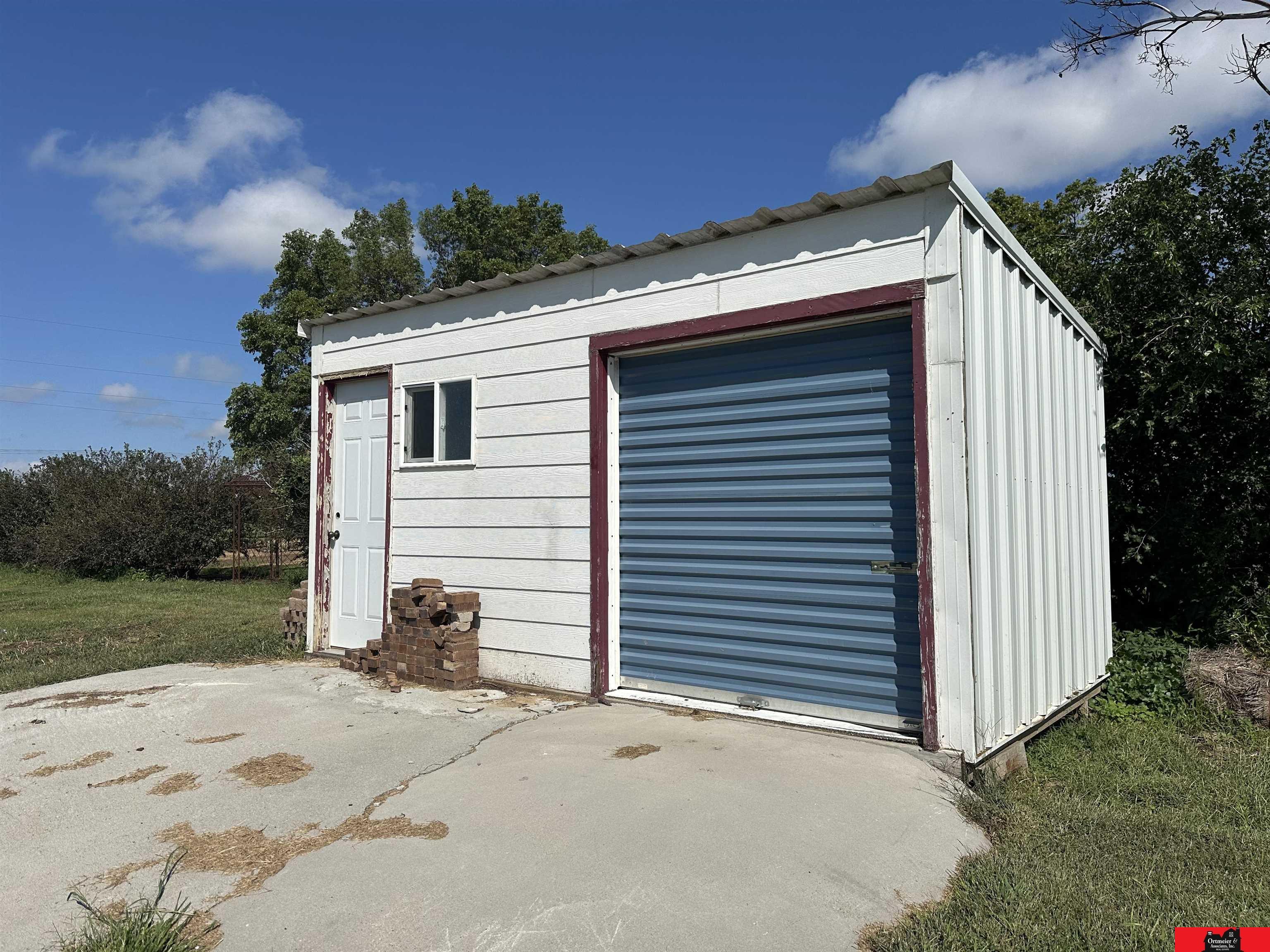808 18th Road
