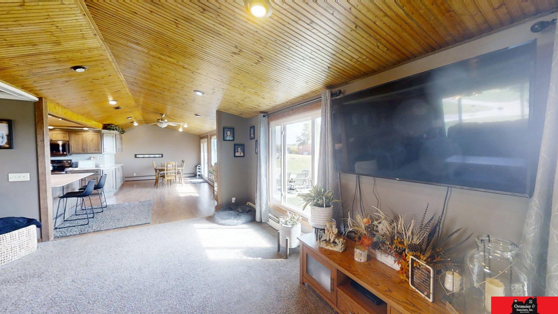 808 18th Road
