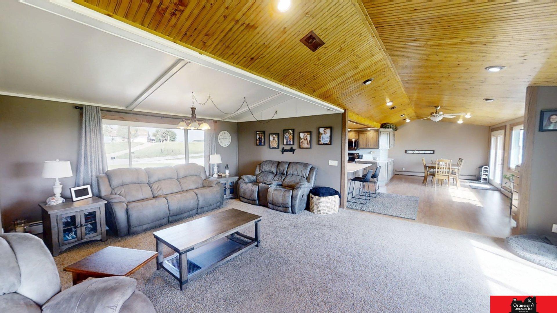 808 18th Road