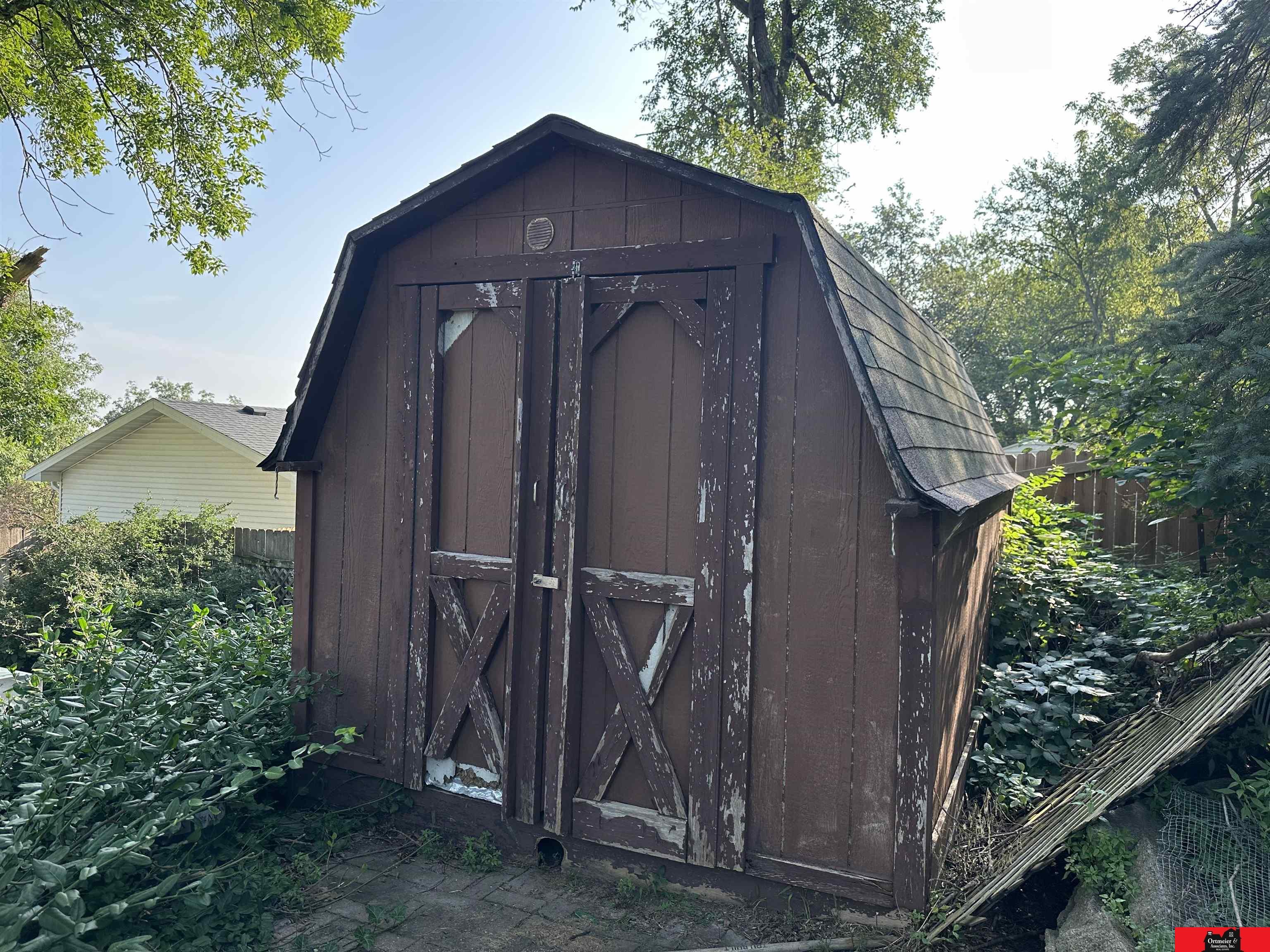 819 Cornhusker Drive