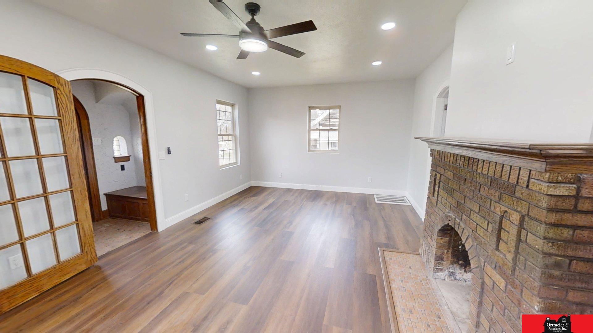 223 S 2nd Street, Howells