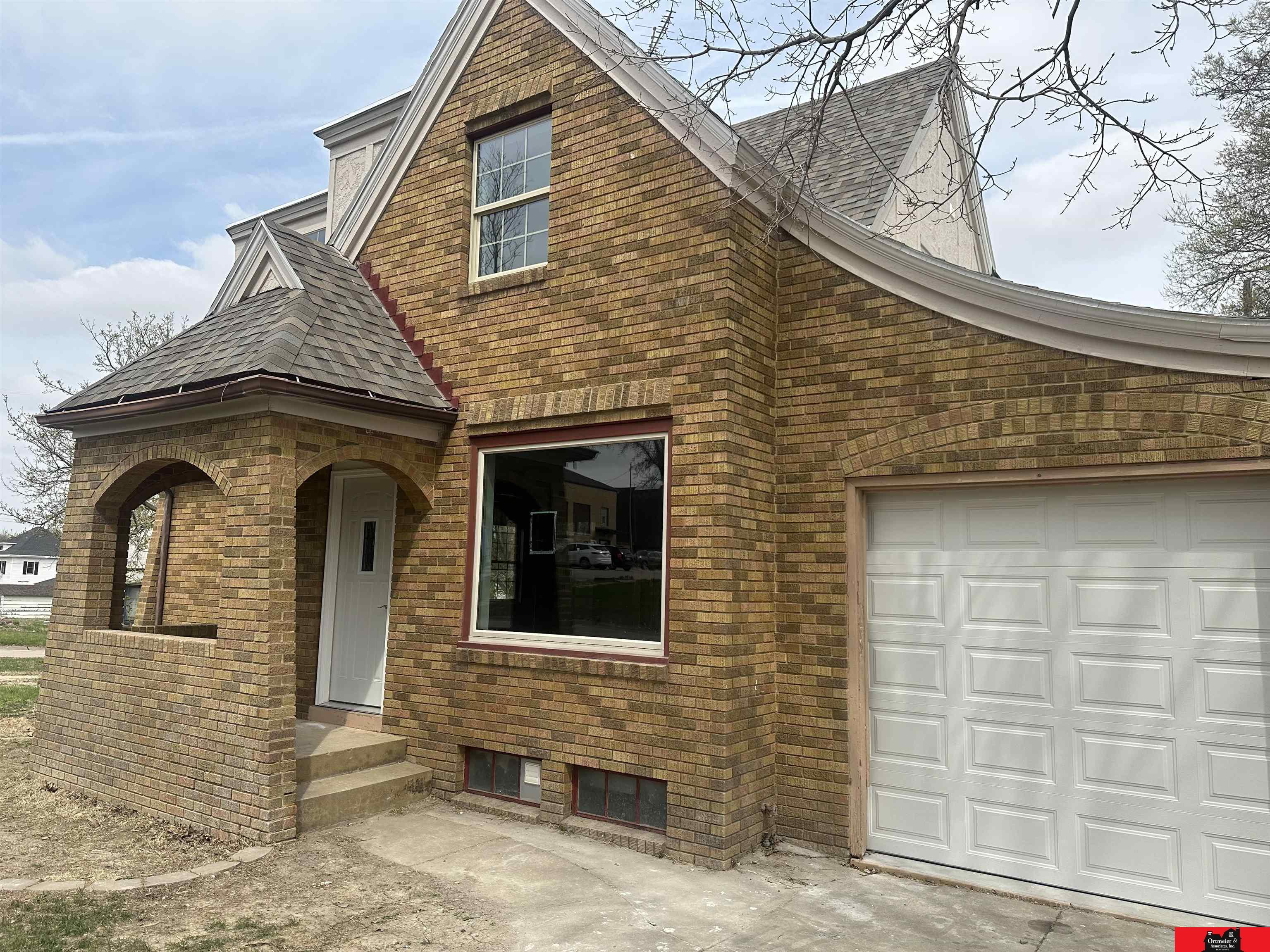 223 S 2nd Street, Howells