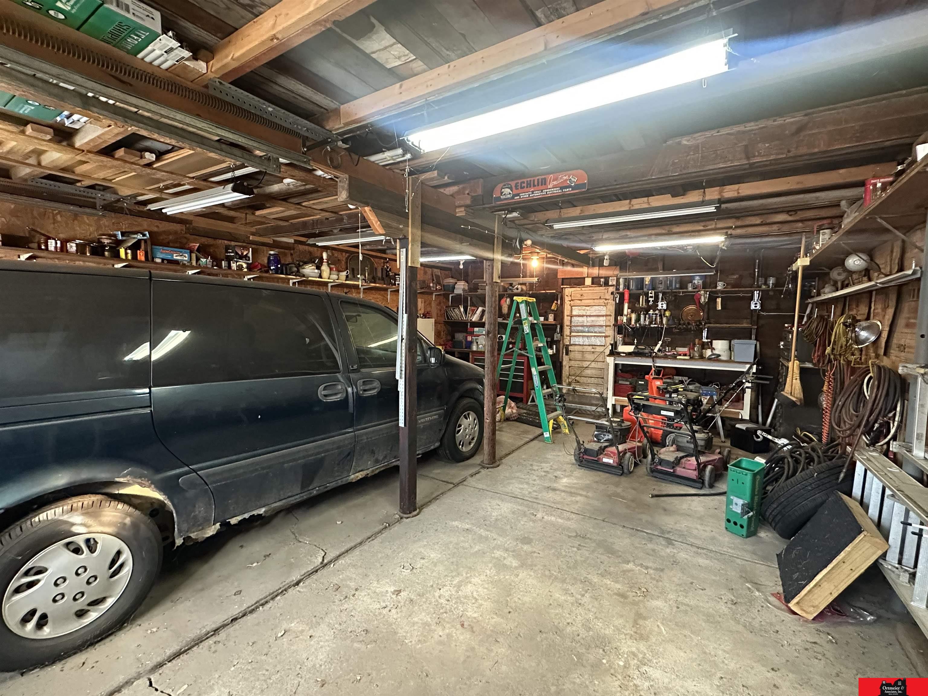 468 S Lincoln Street, West Point