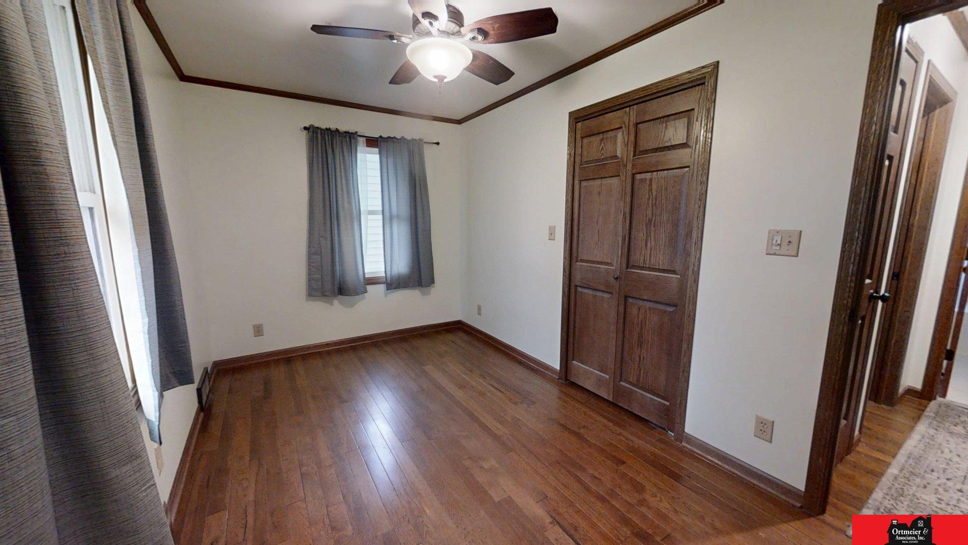 817 S Kindschuh Street