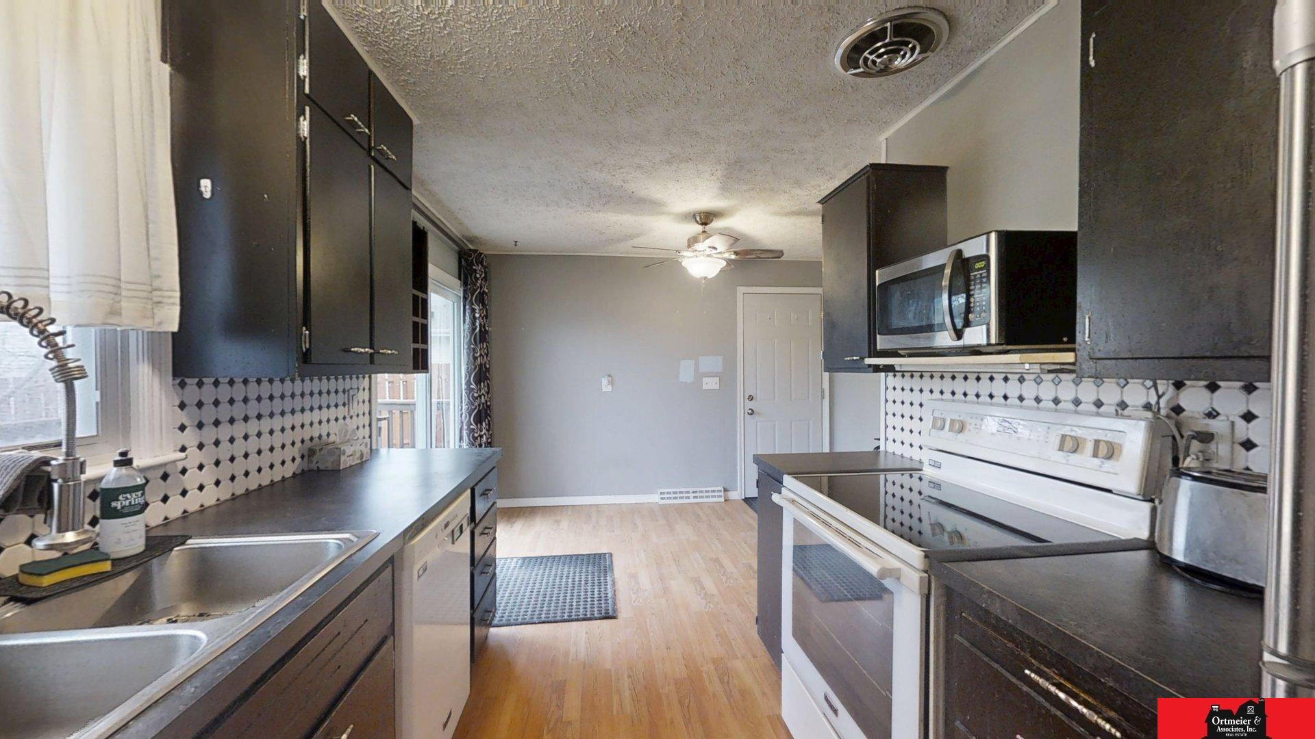 817 S Kindschuh Street