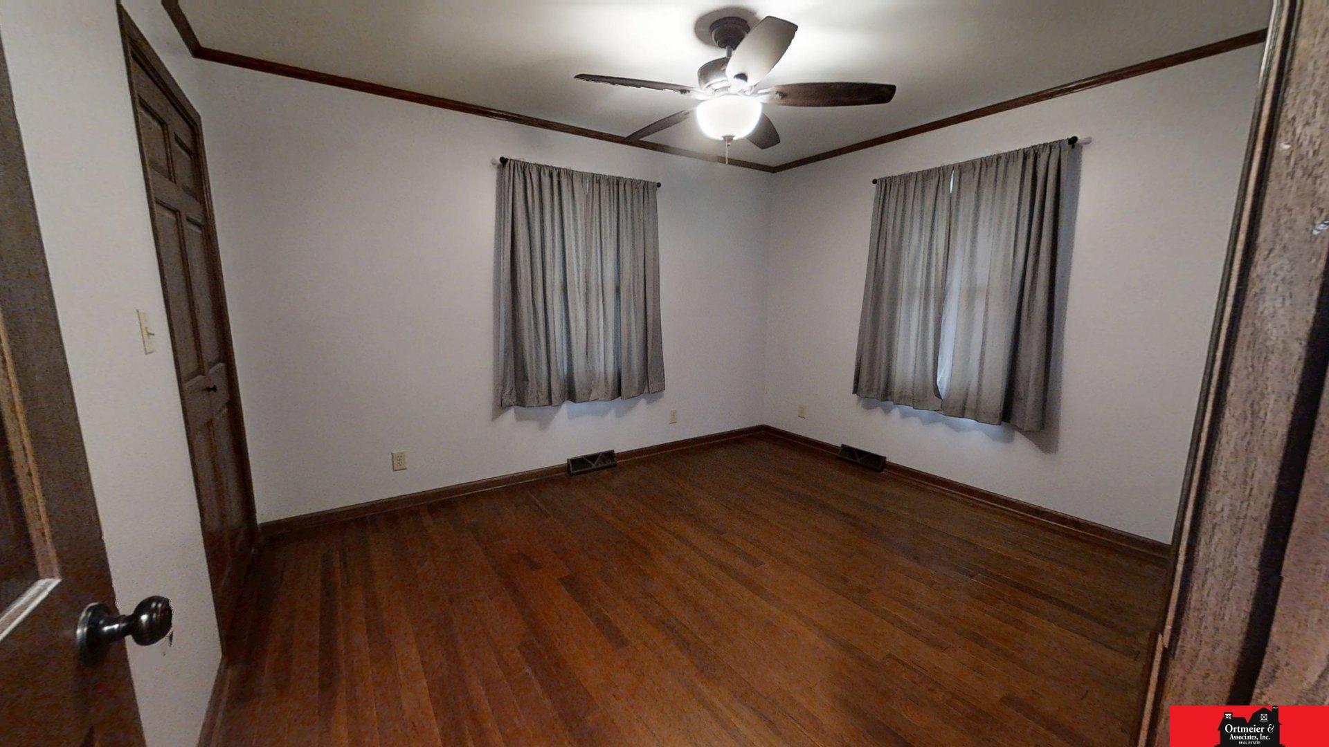 817 S Kindschuh Street