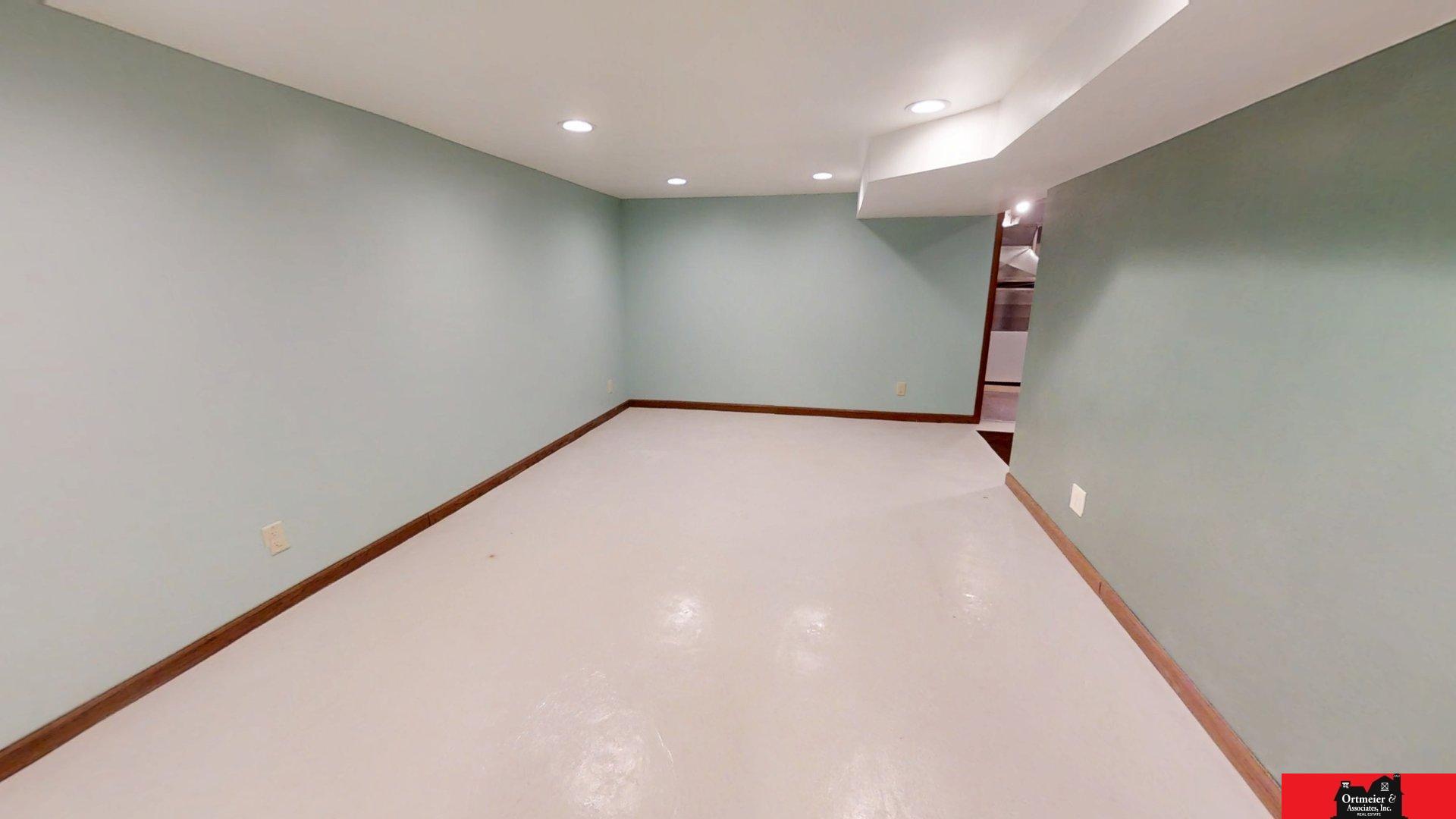 817 S Kindschuh Street