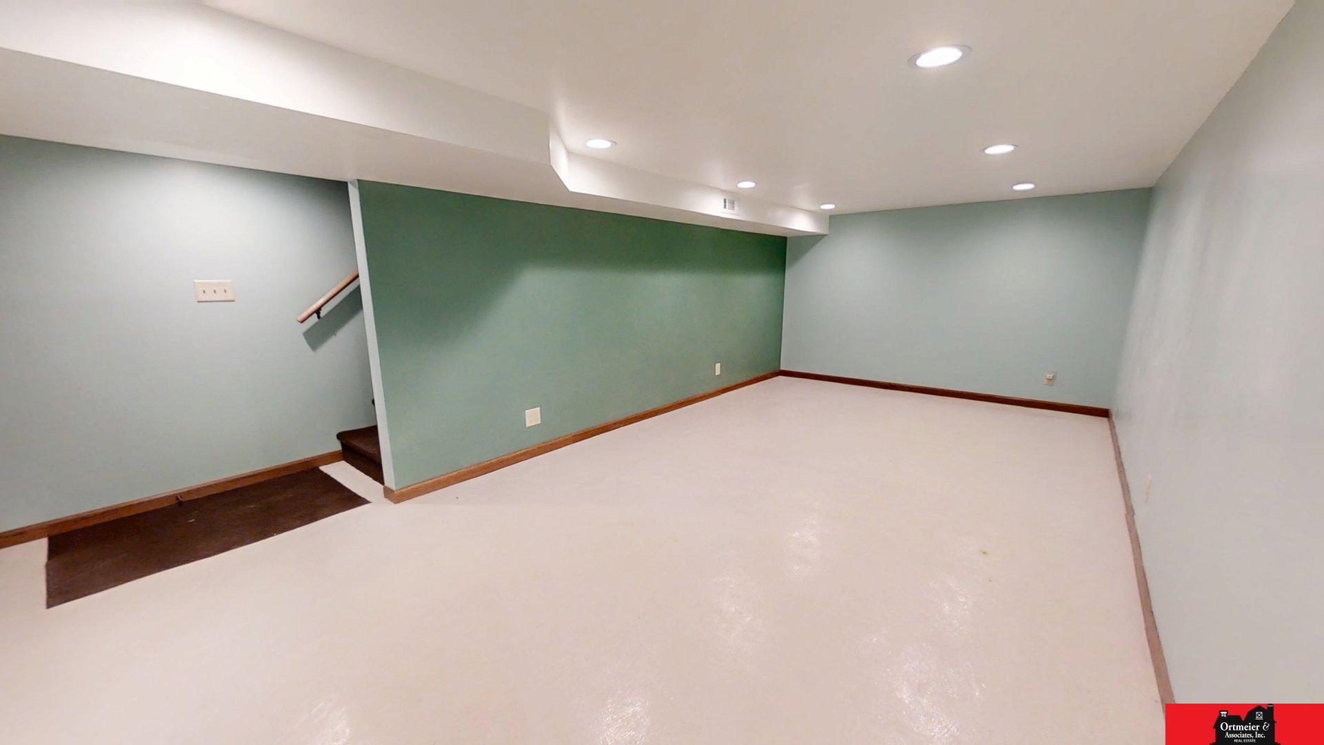 817 S Kindschuh Street