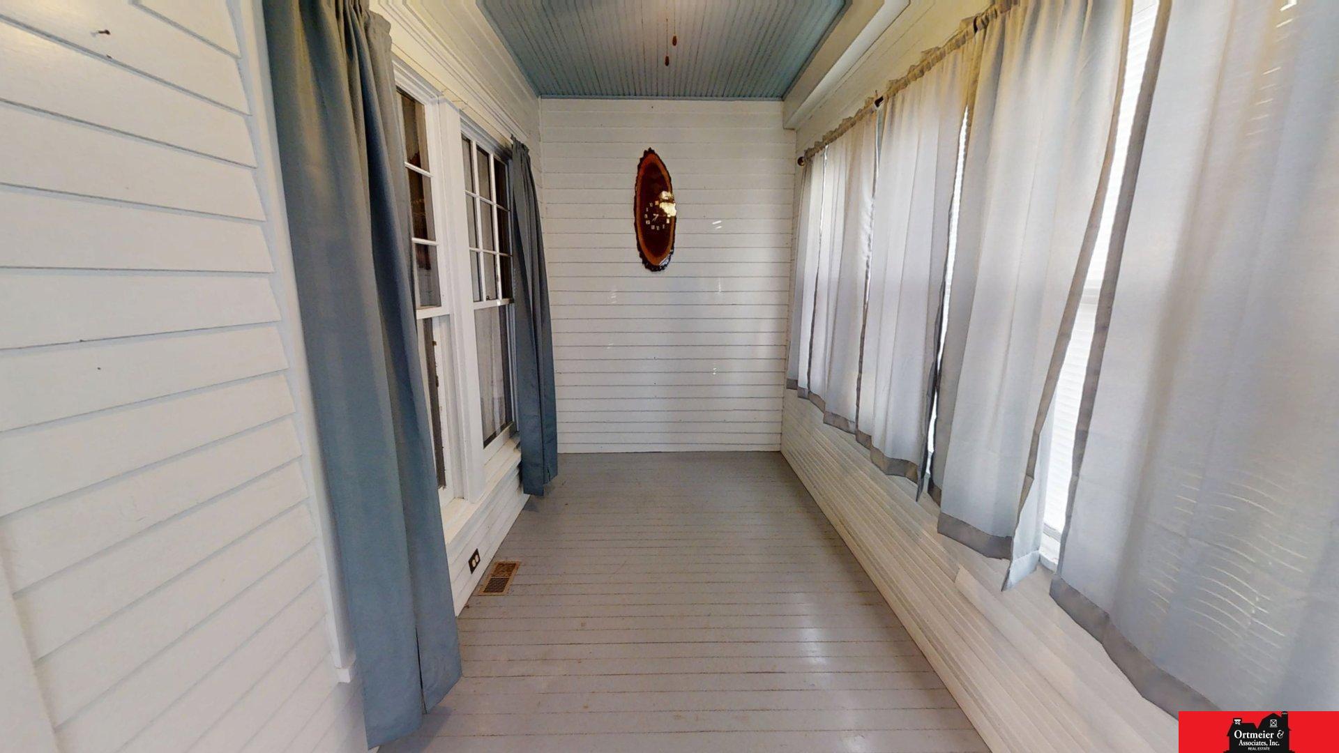 308 S Nebraska Street