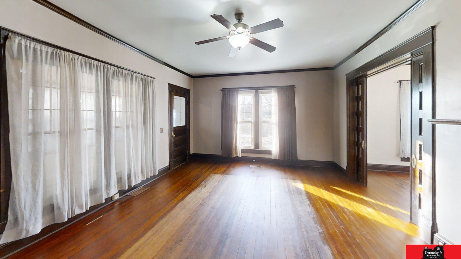 308 S Nebraska Street