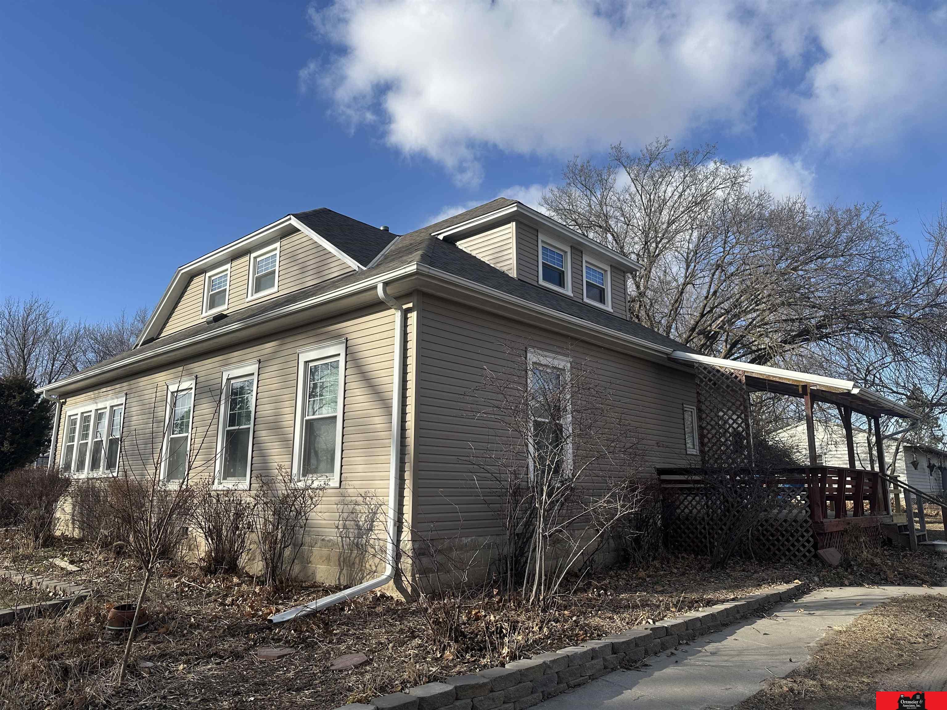 308 S Nebraska Street