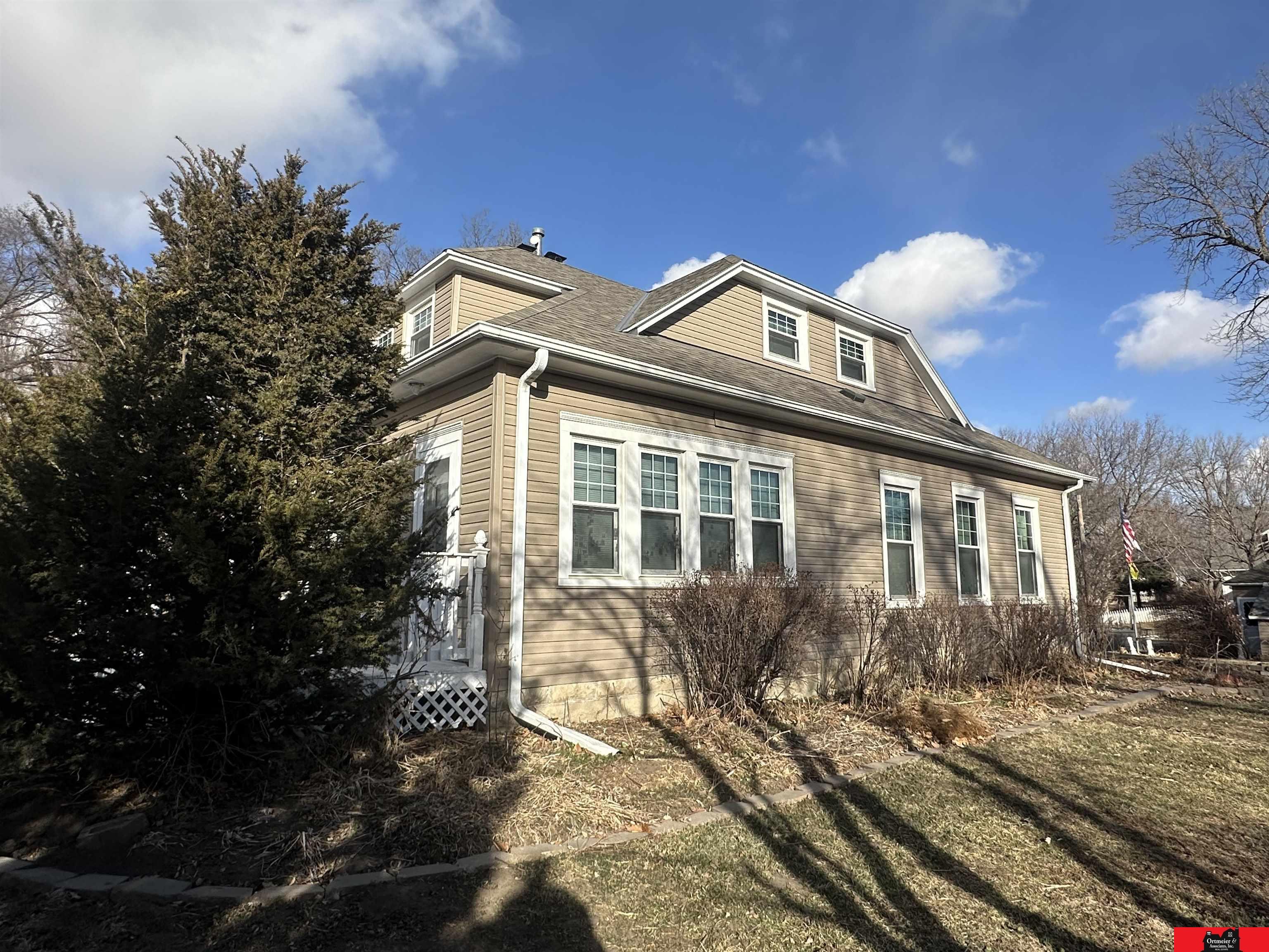 308 S Nebraska Street