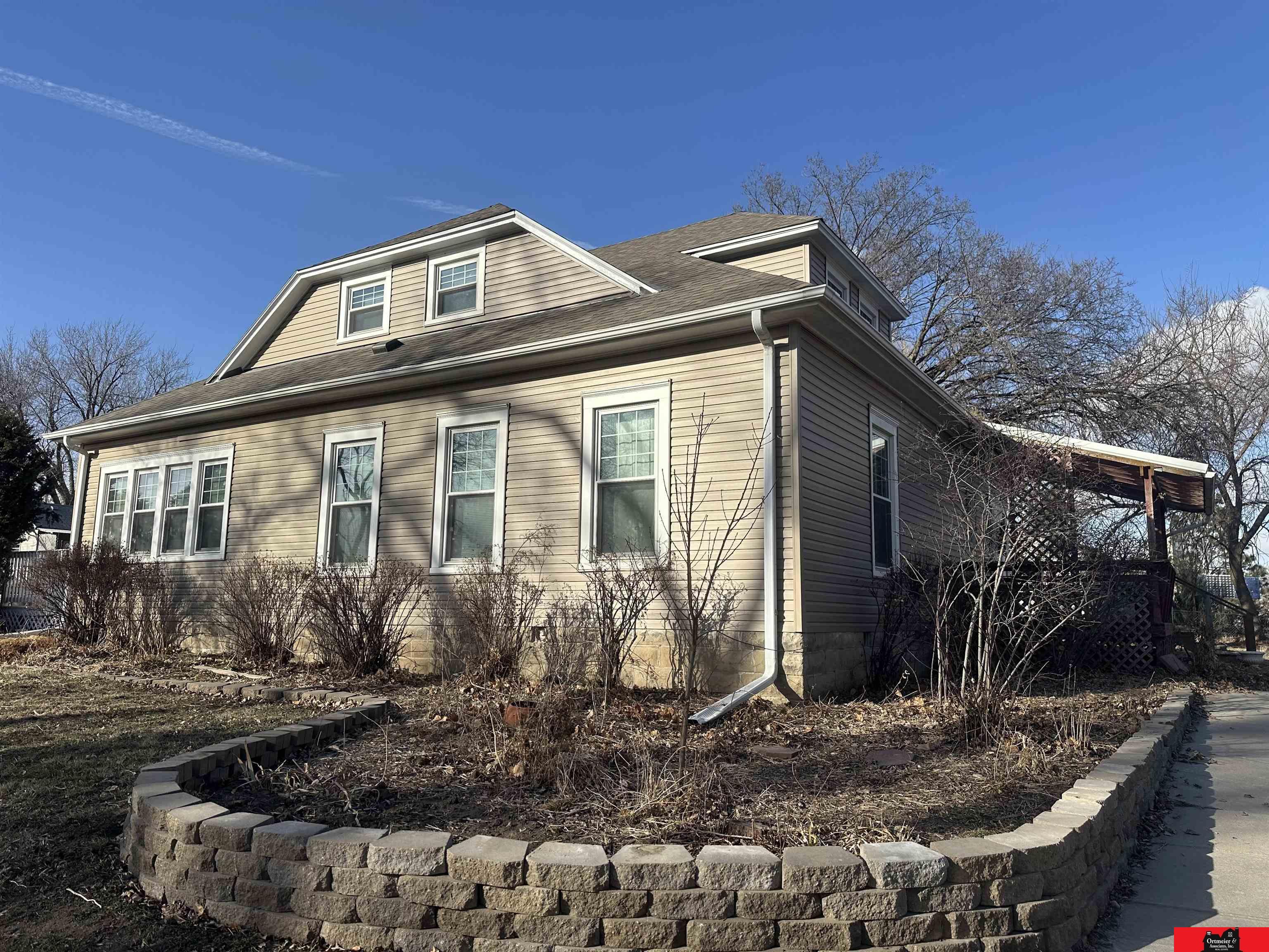 308 S Nebraska Street