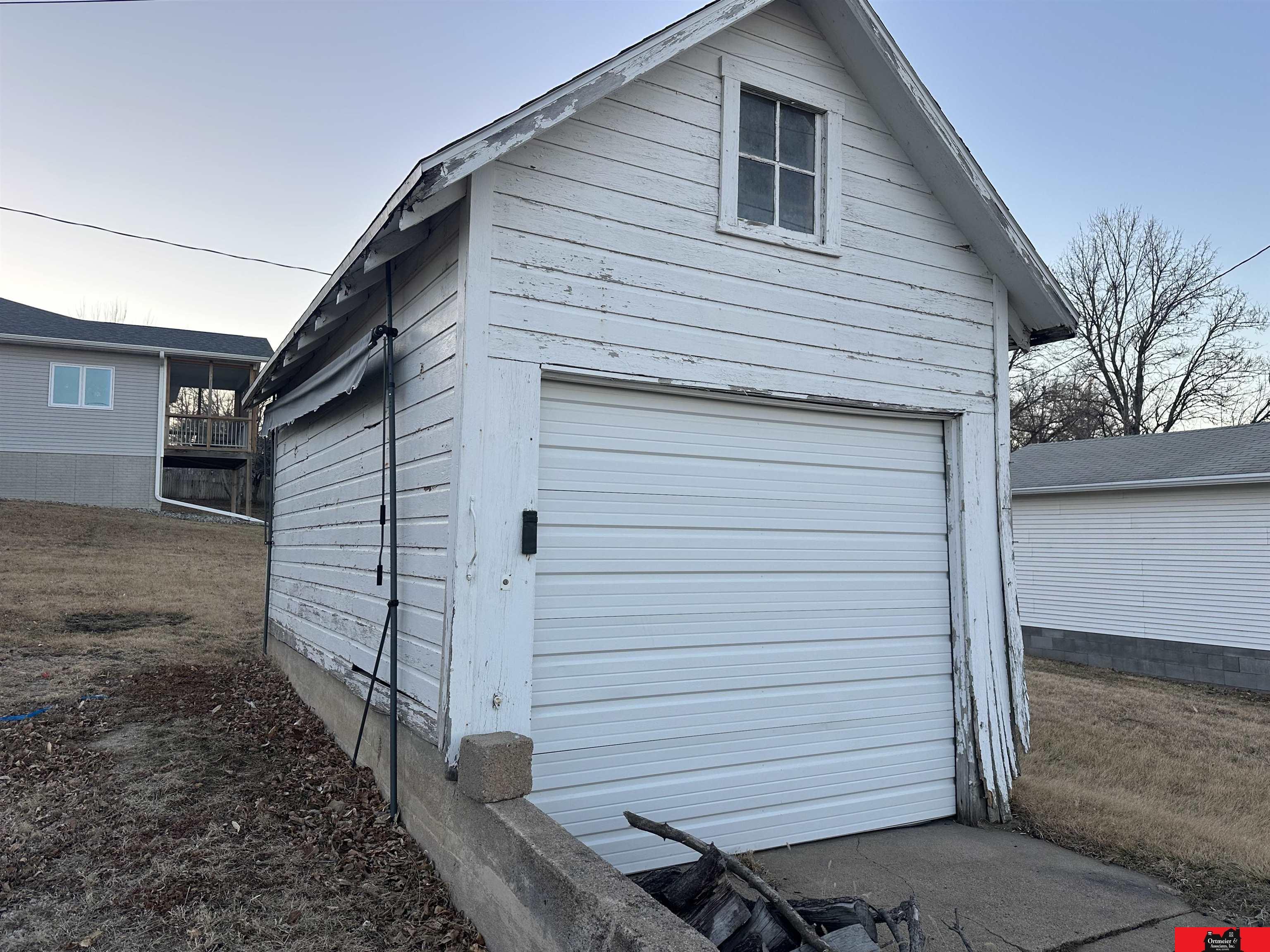 326 Center Street