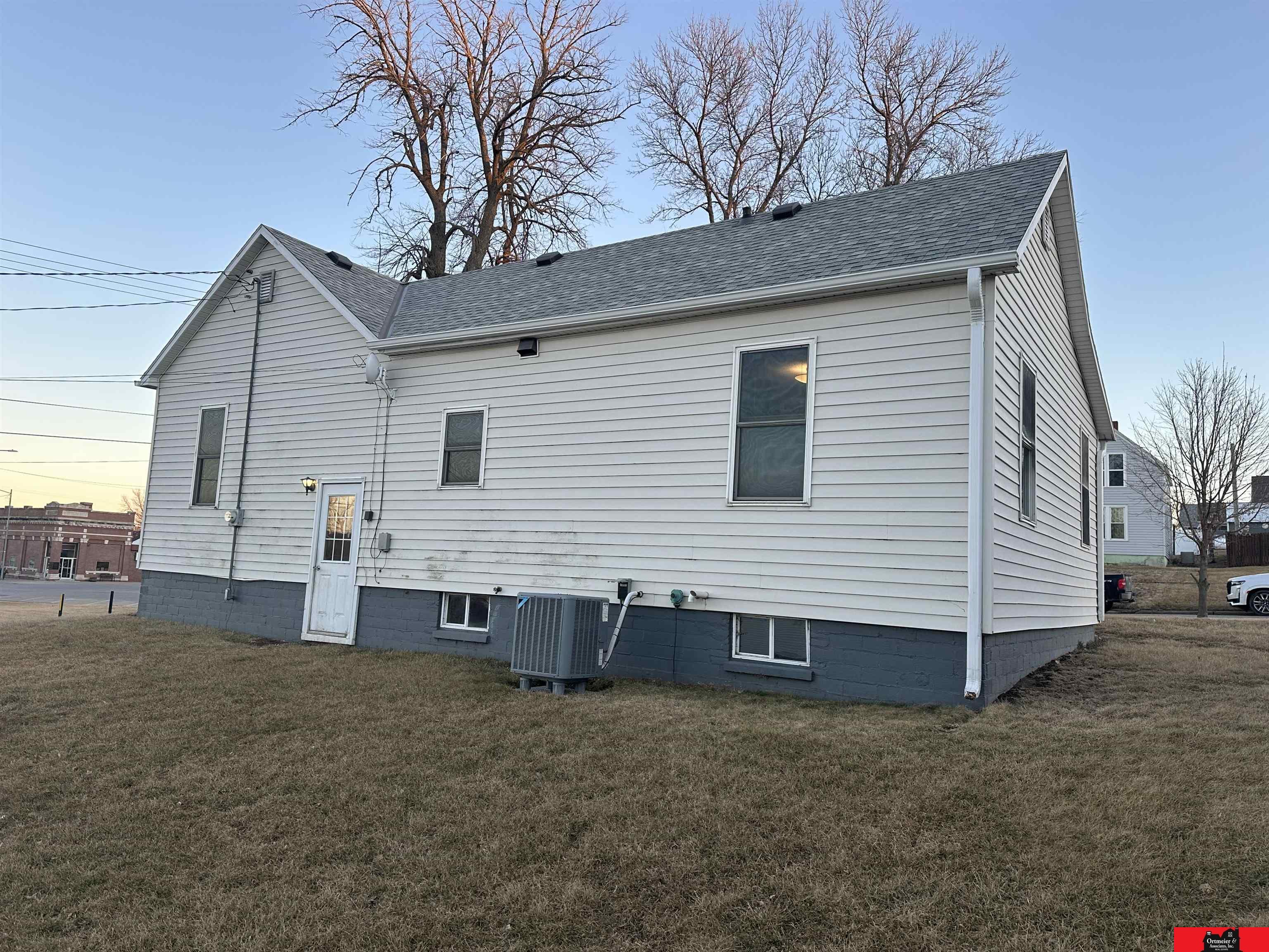326 Center Street