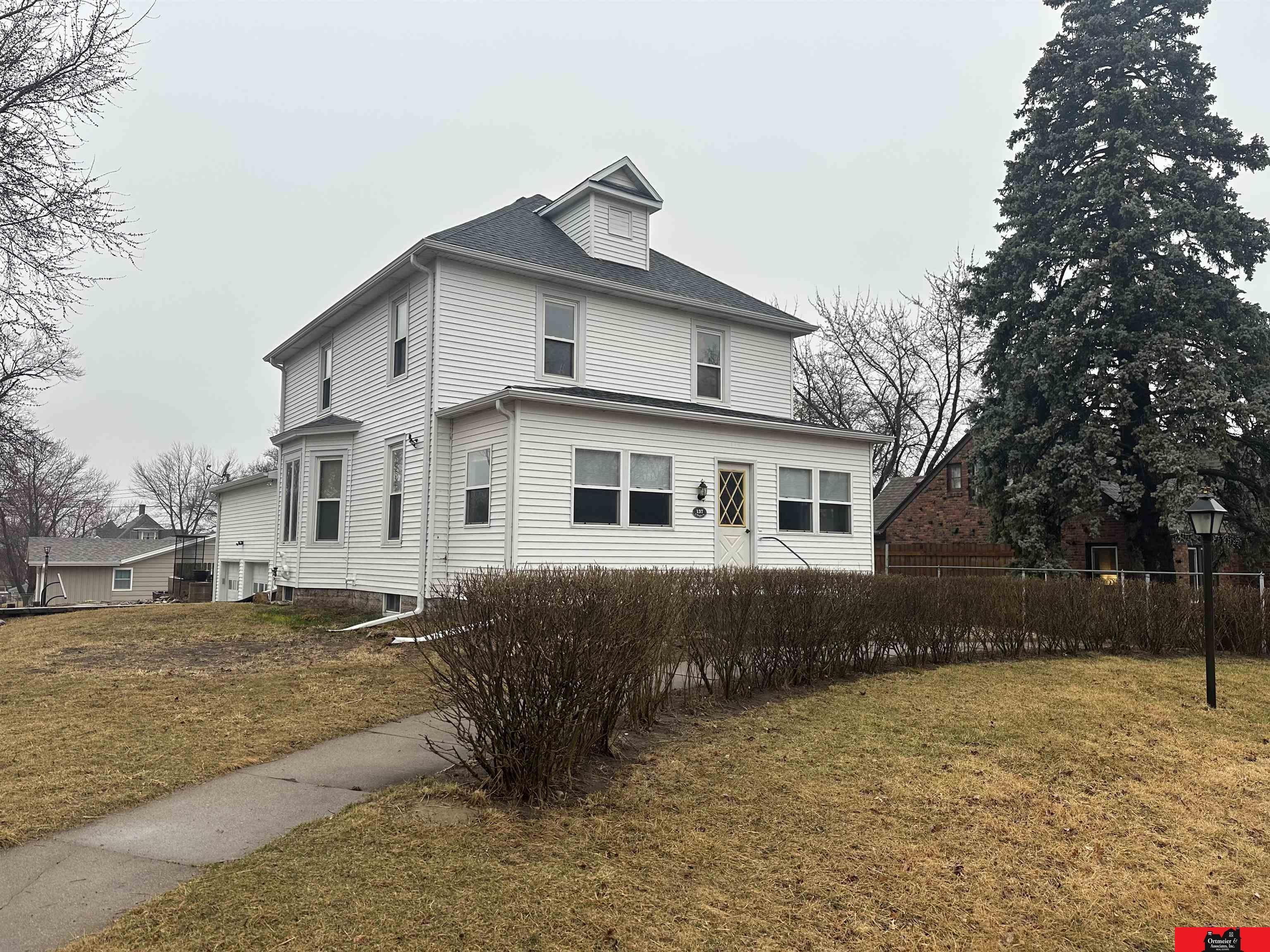 137 S Monitor Street