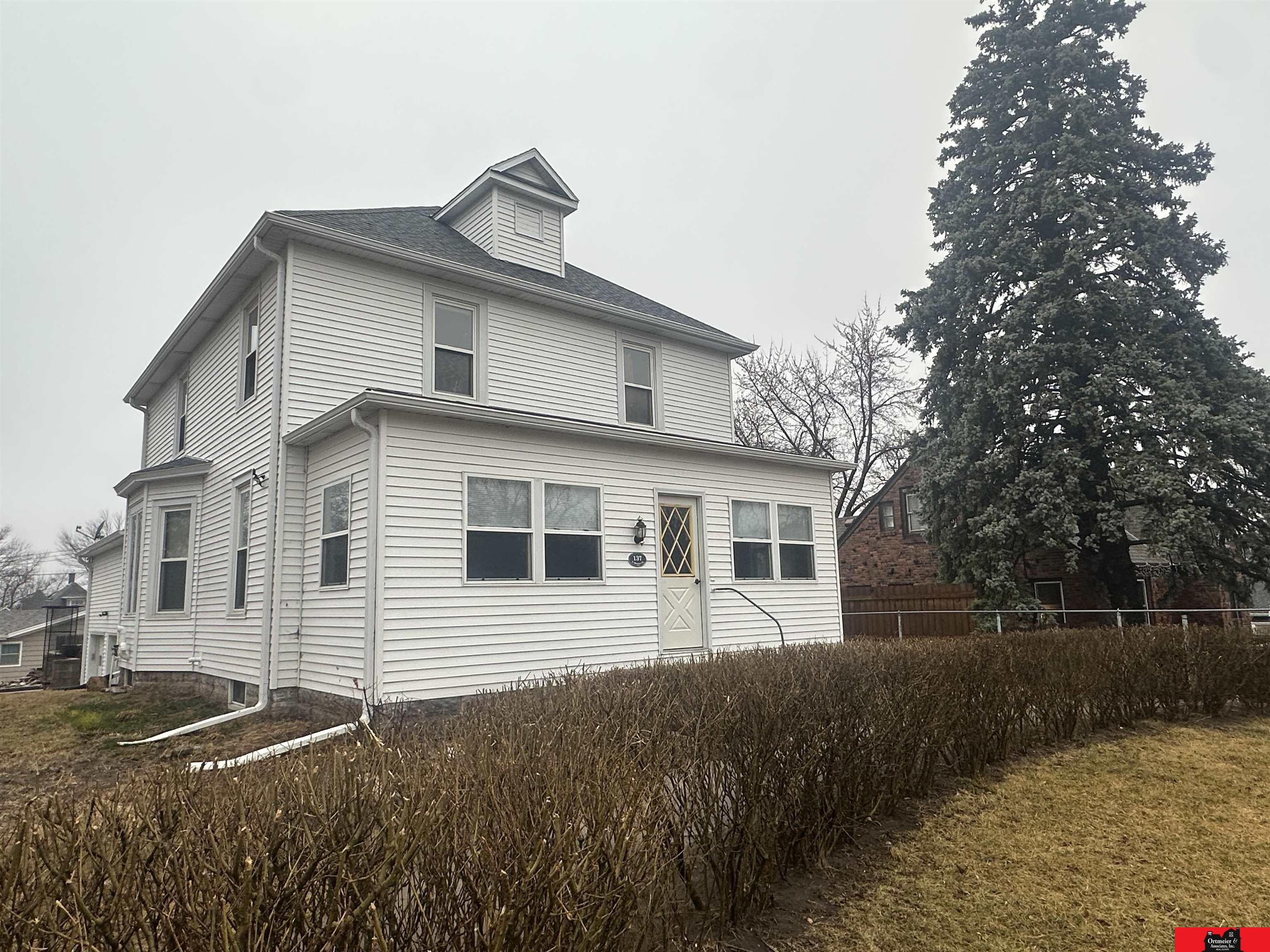 137 S Monitor Street