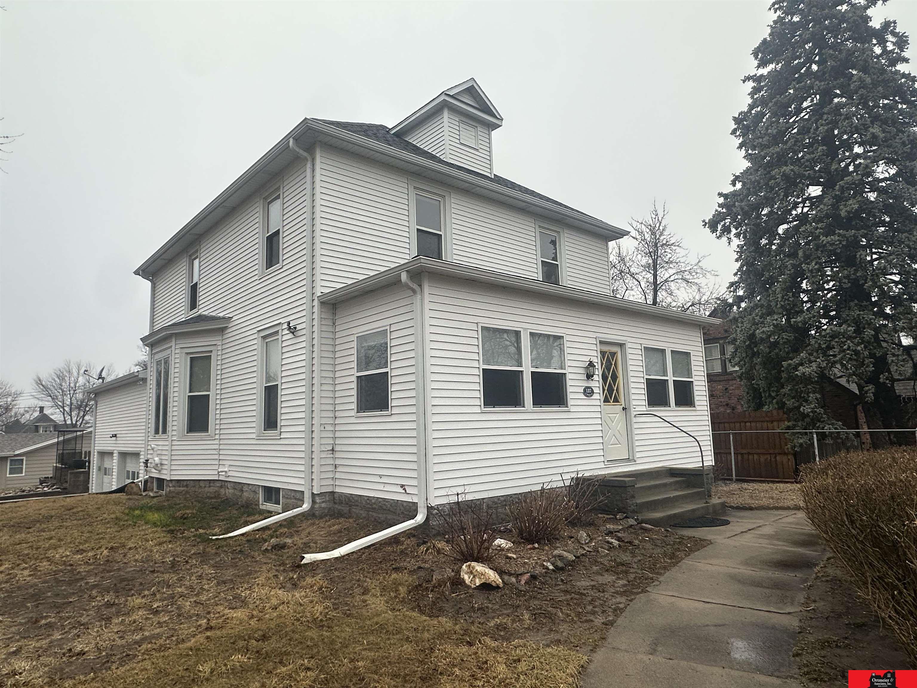 137 S Monitor Street