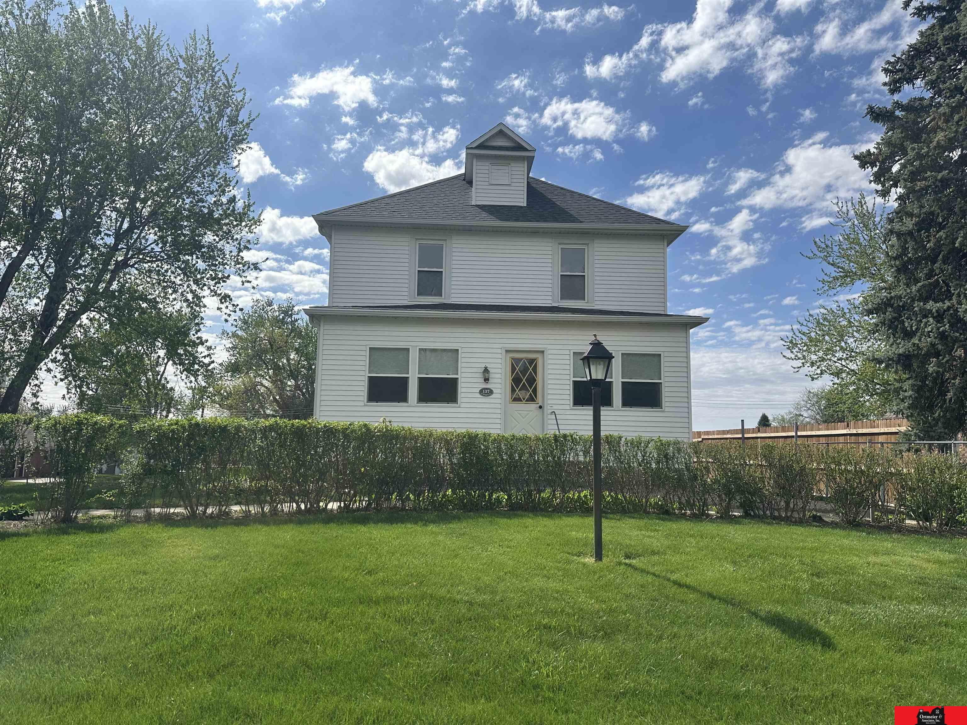 137 S Monitor Street