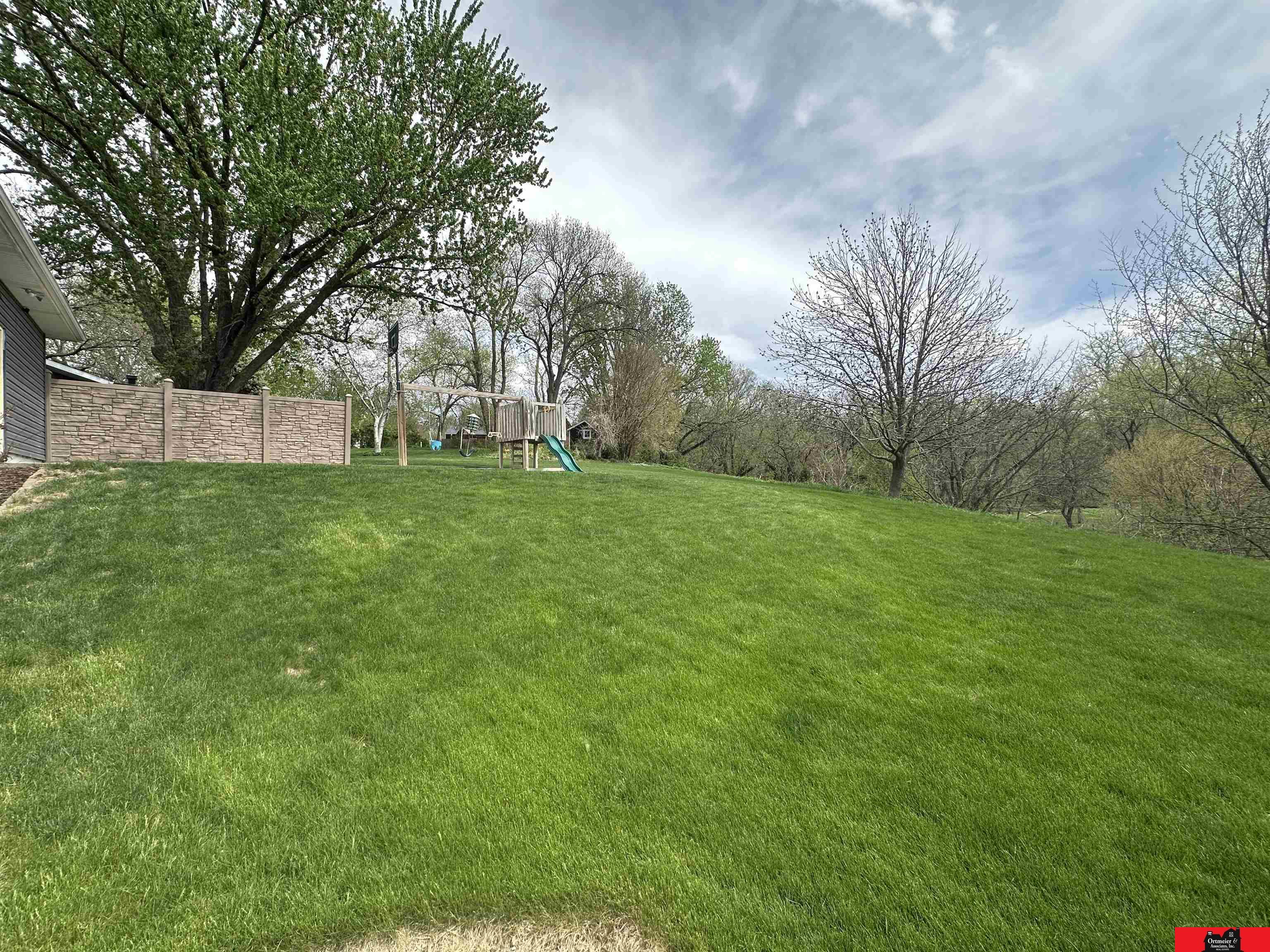 315 E Weiler Street