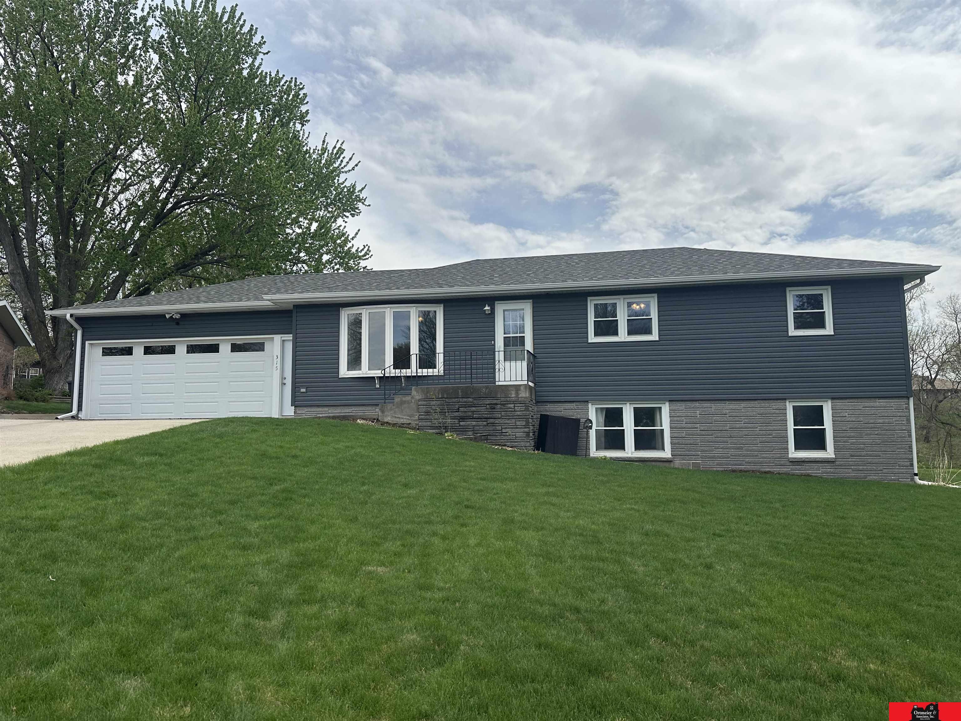 315 E Weiler Street