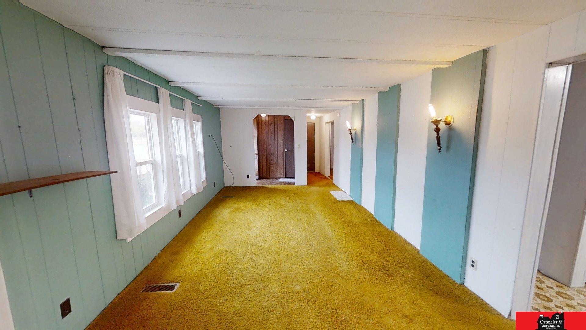 1493 275 Highway # 12