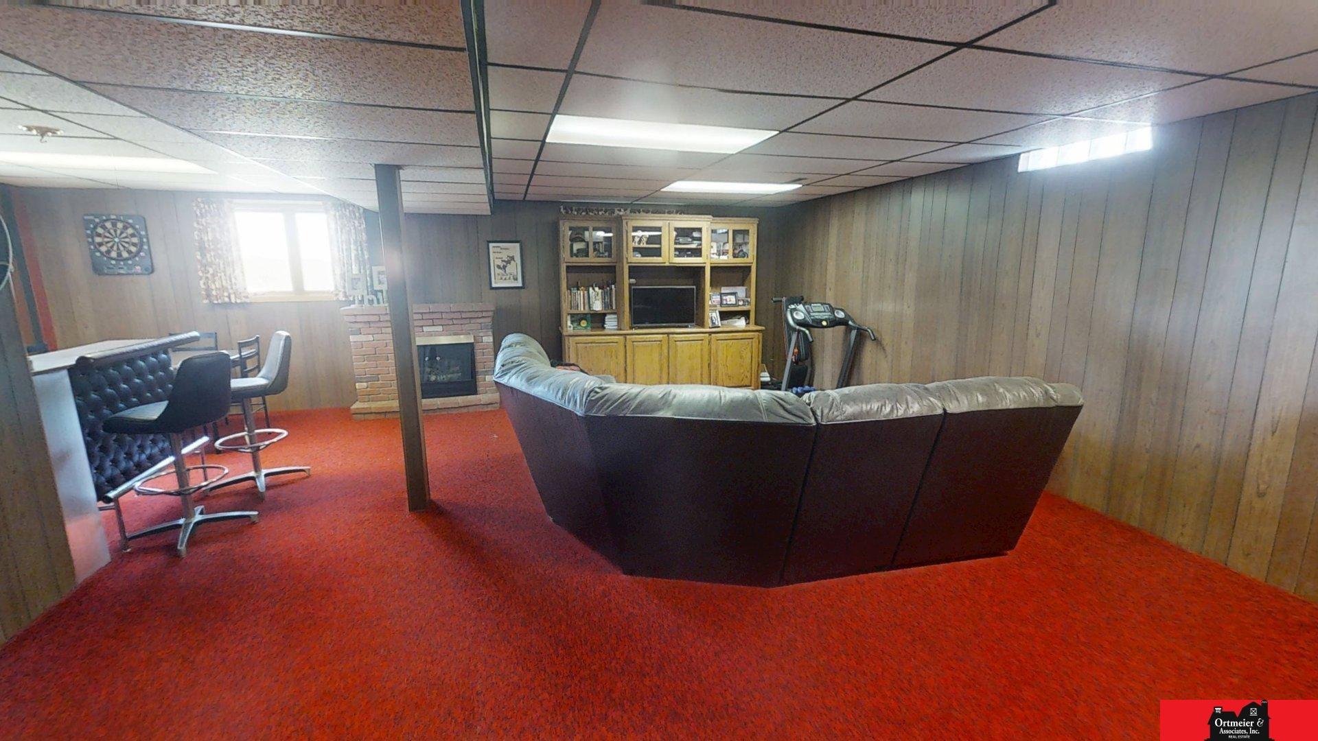 1713 Ave I Circle
