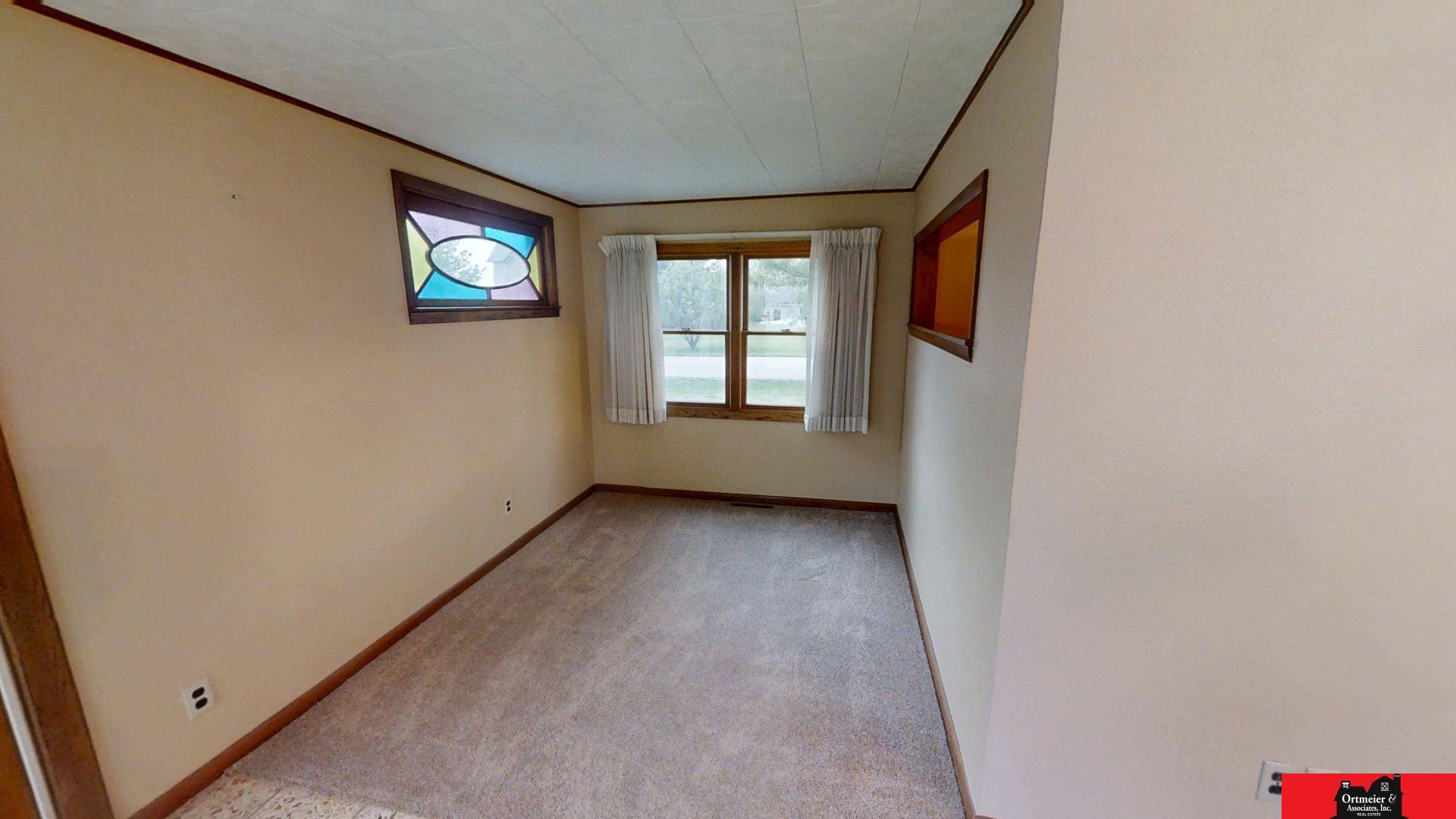 300 S Cuming Street