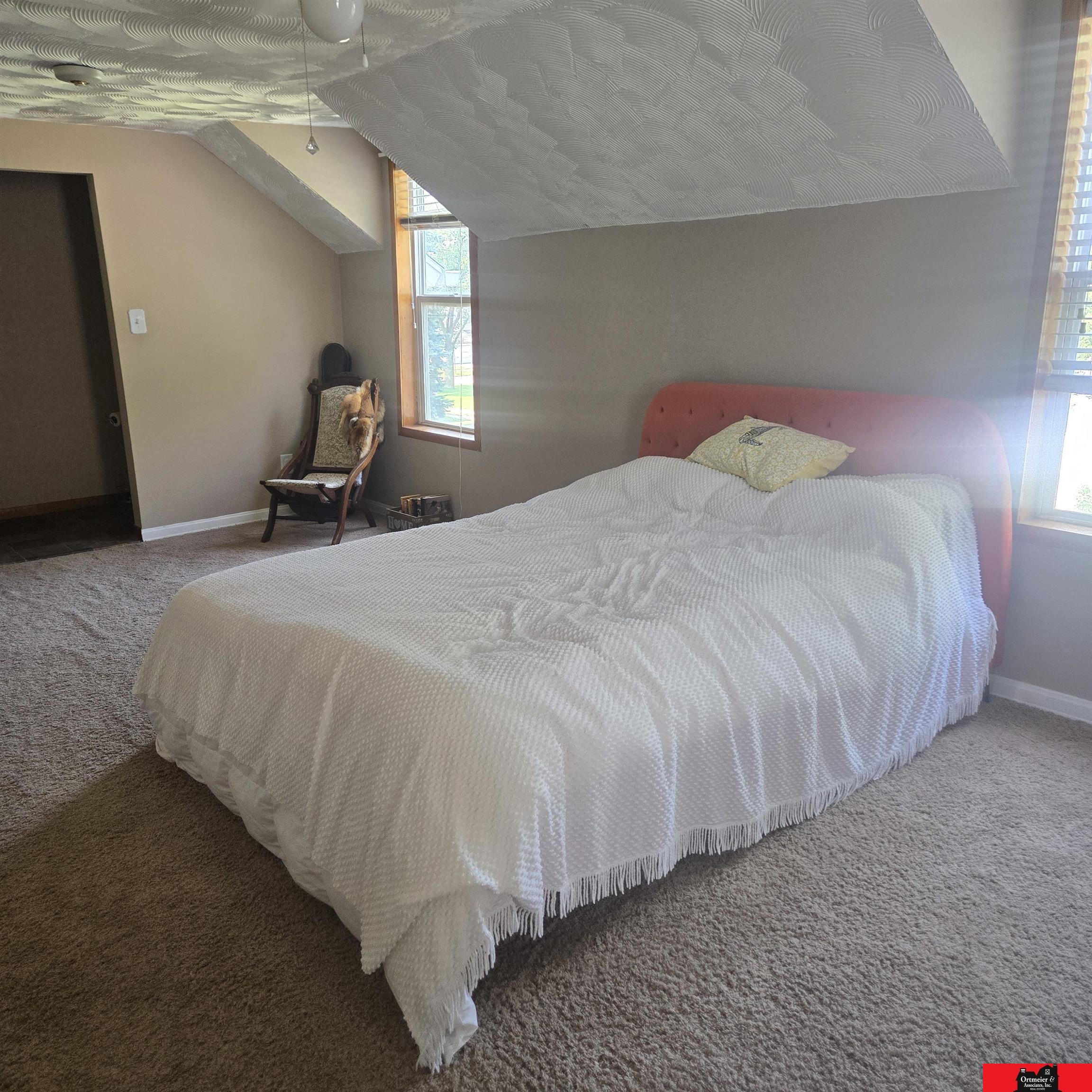 521 S monitor Street