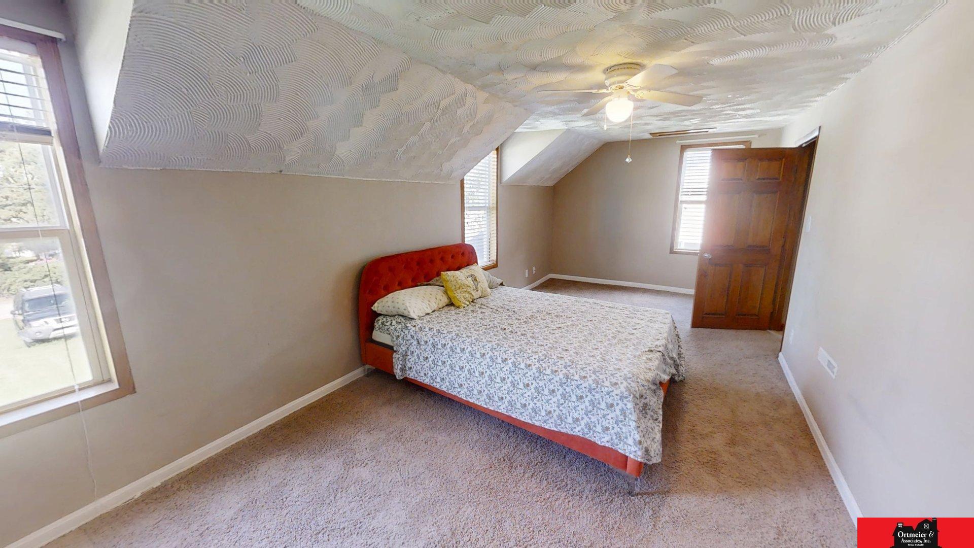 521 S monitor Street