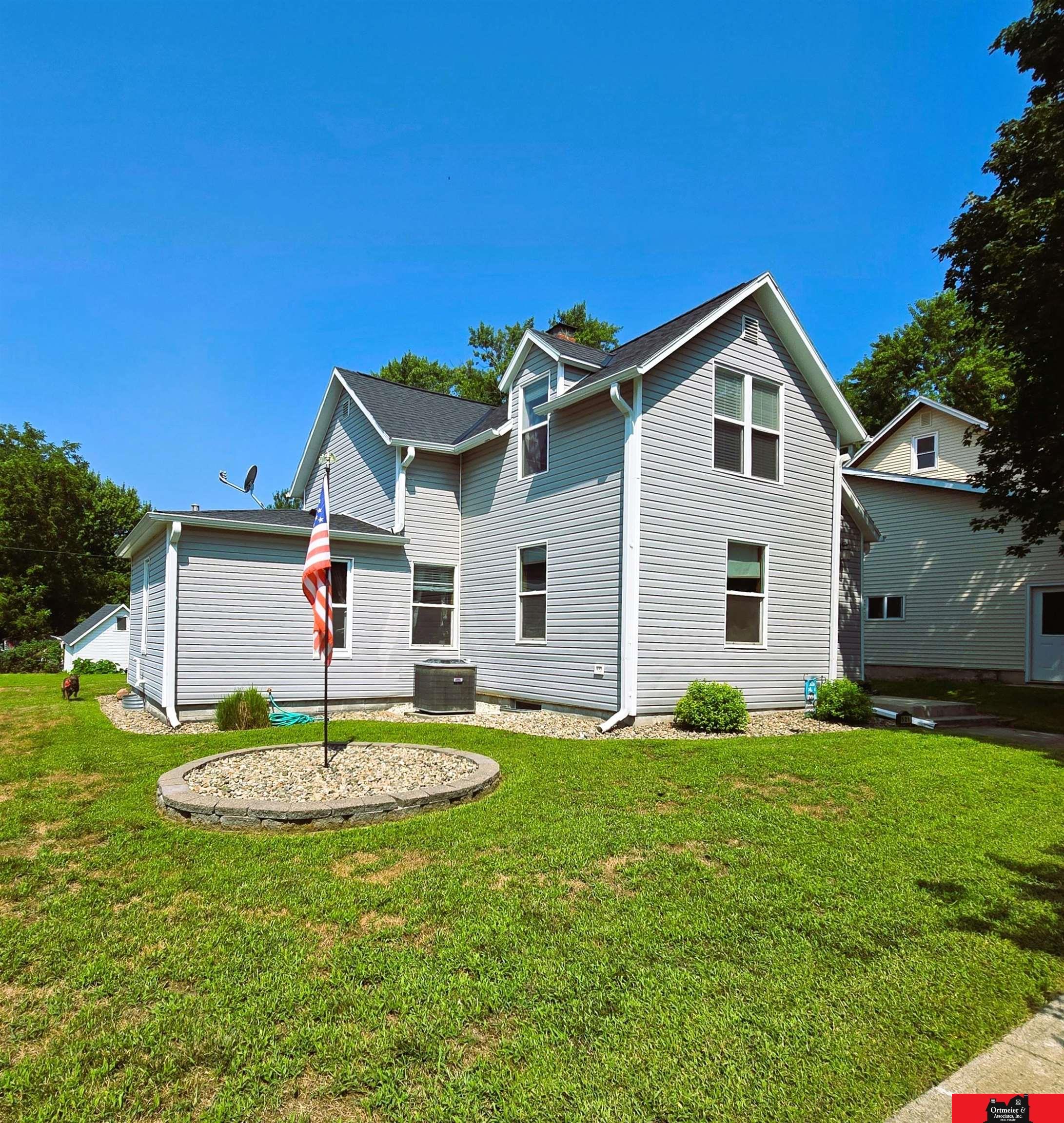 521 S monitor Street