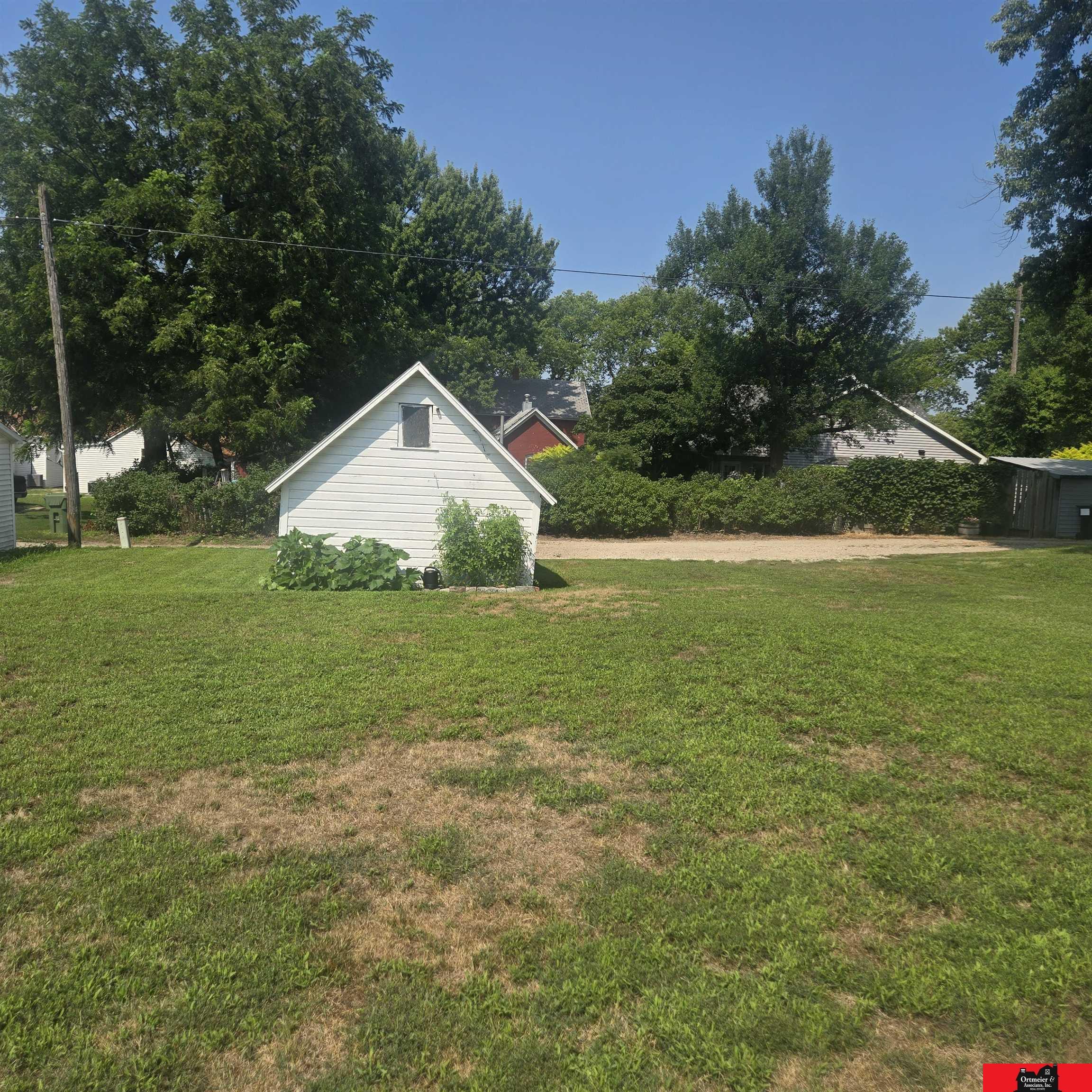 521 S monitor Street