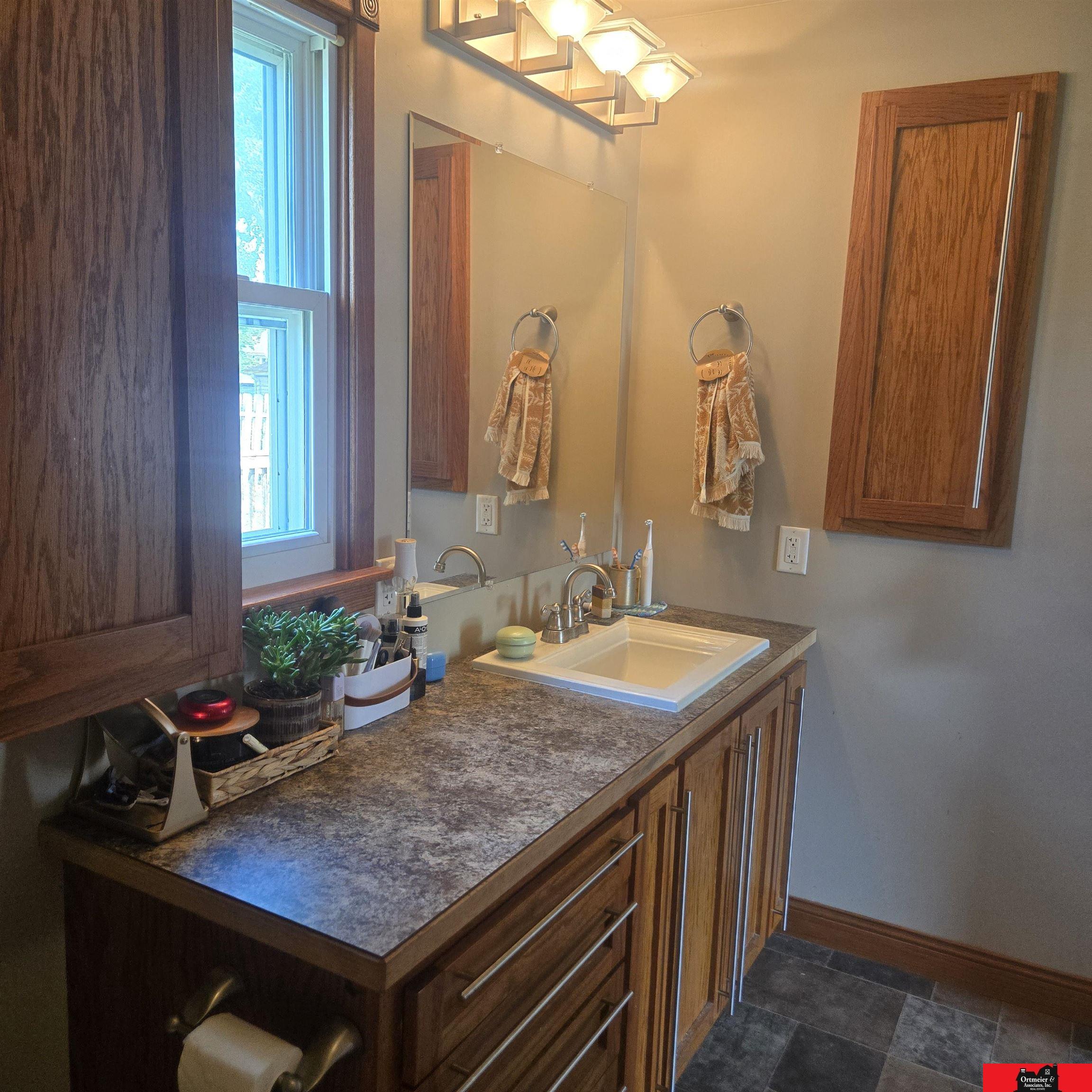 521 S monitor Street
