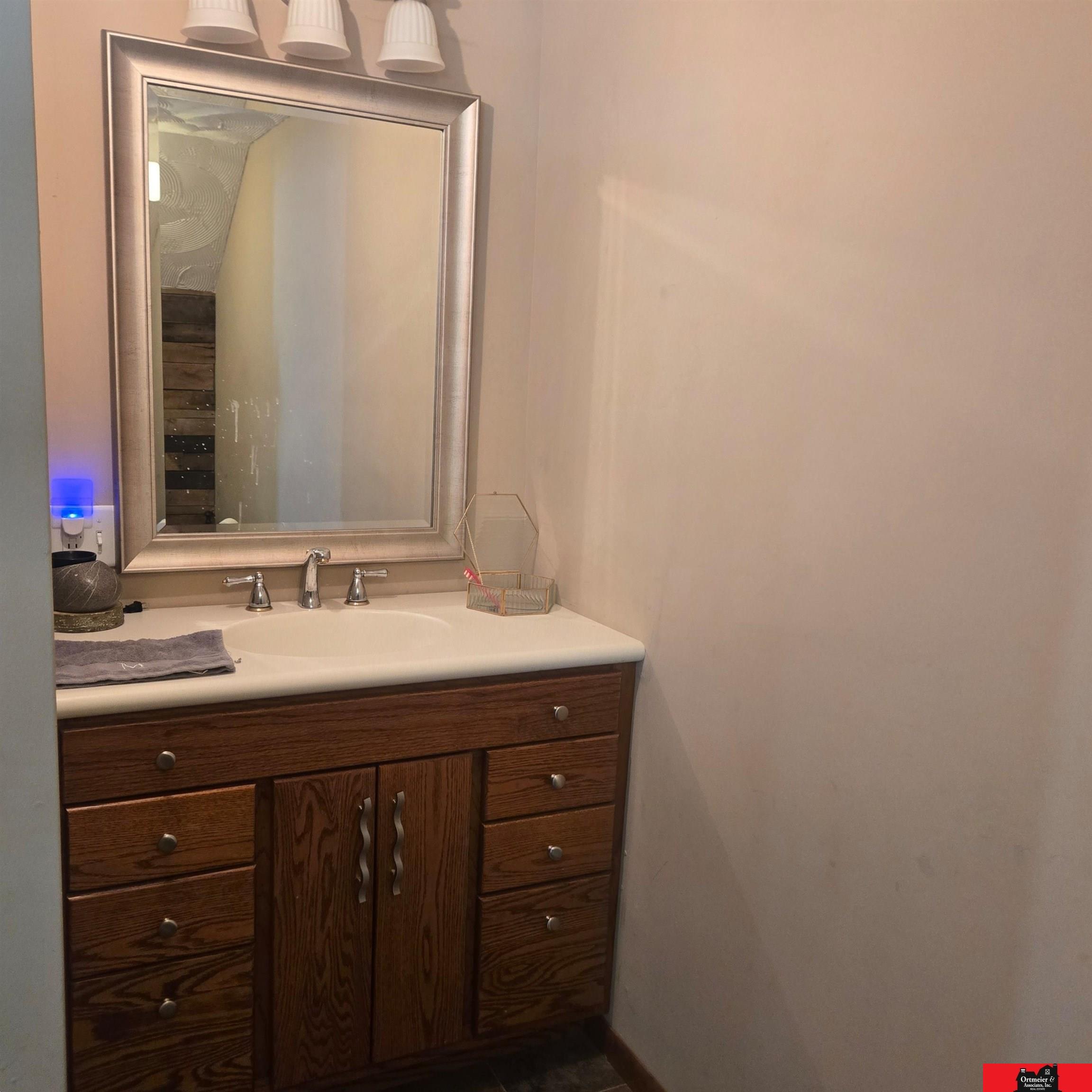 521 S monitor Street